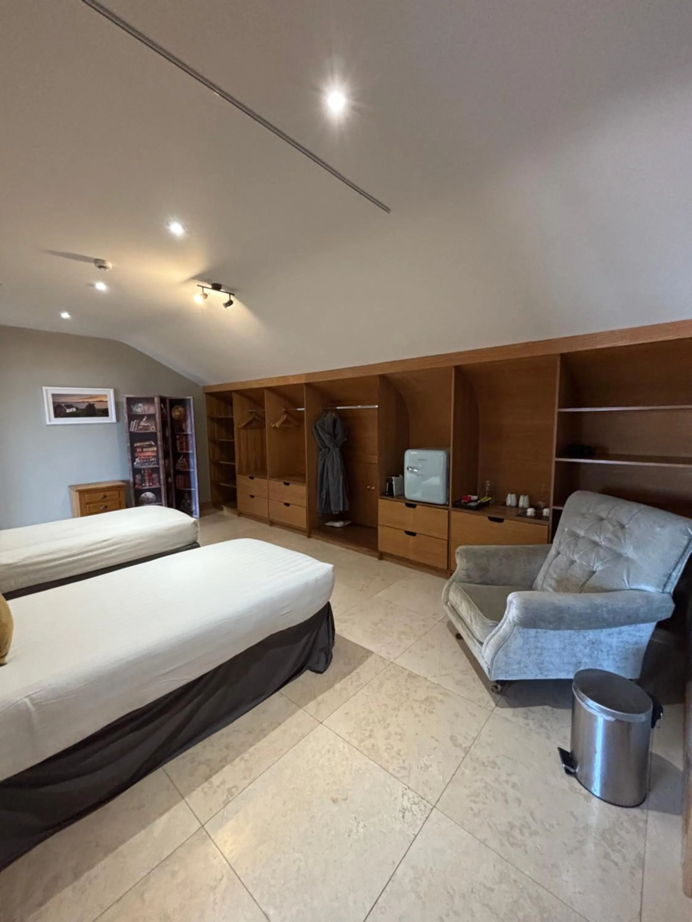 Bed in Fab View