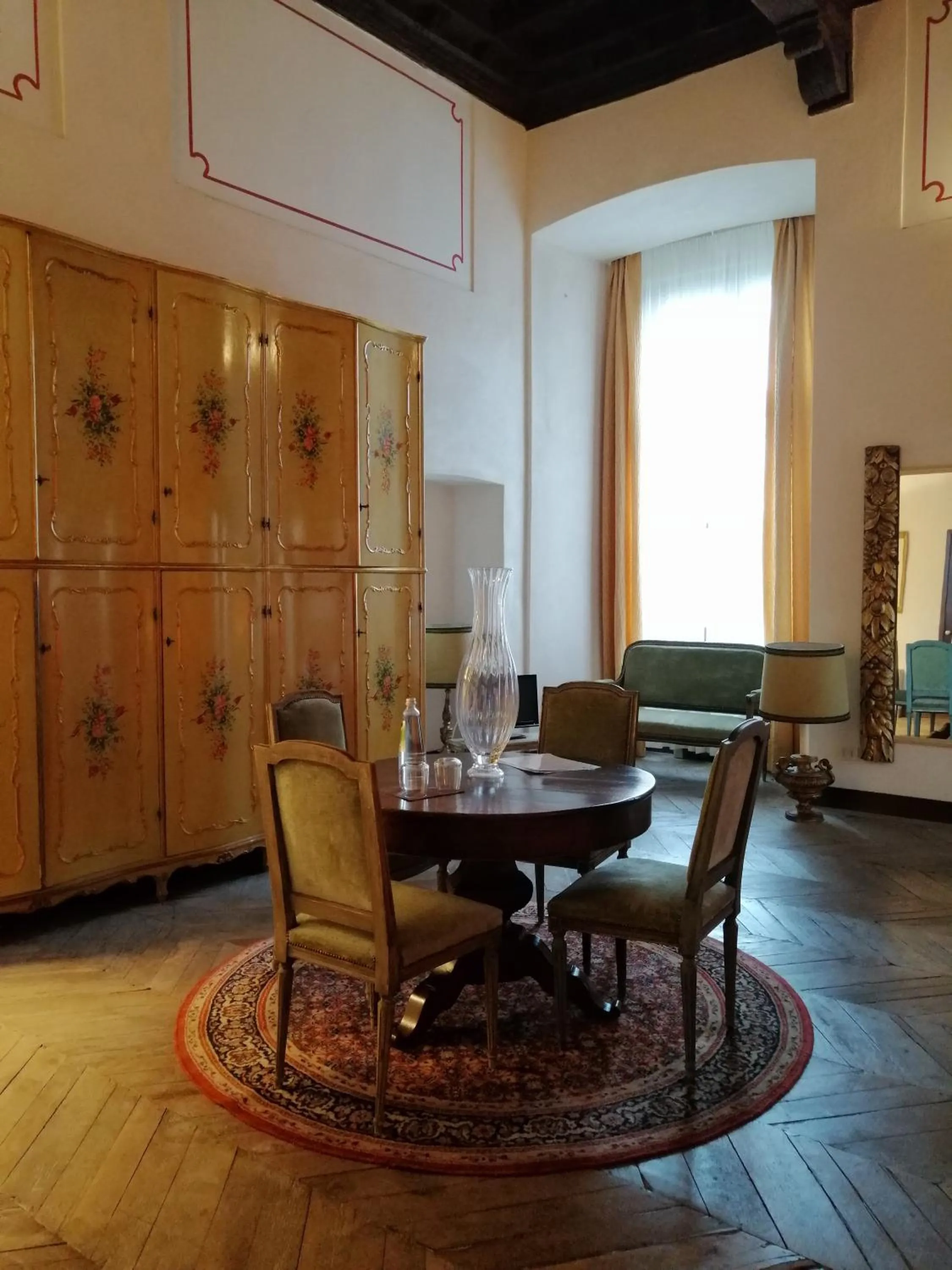 Castello Di Compiano Hotel Relais Museum