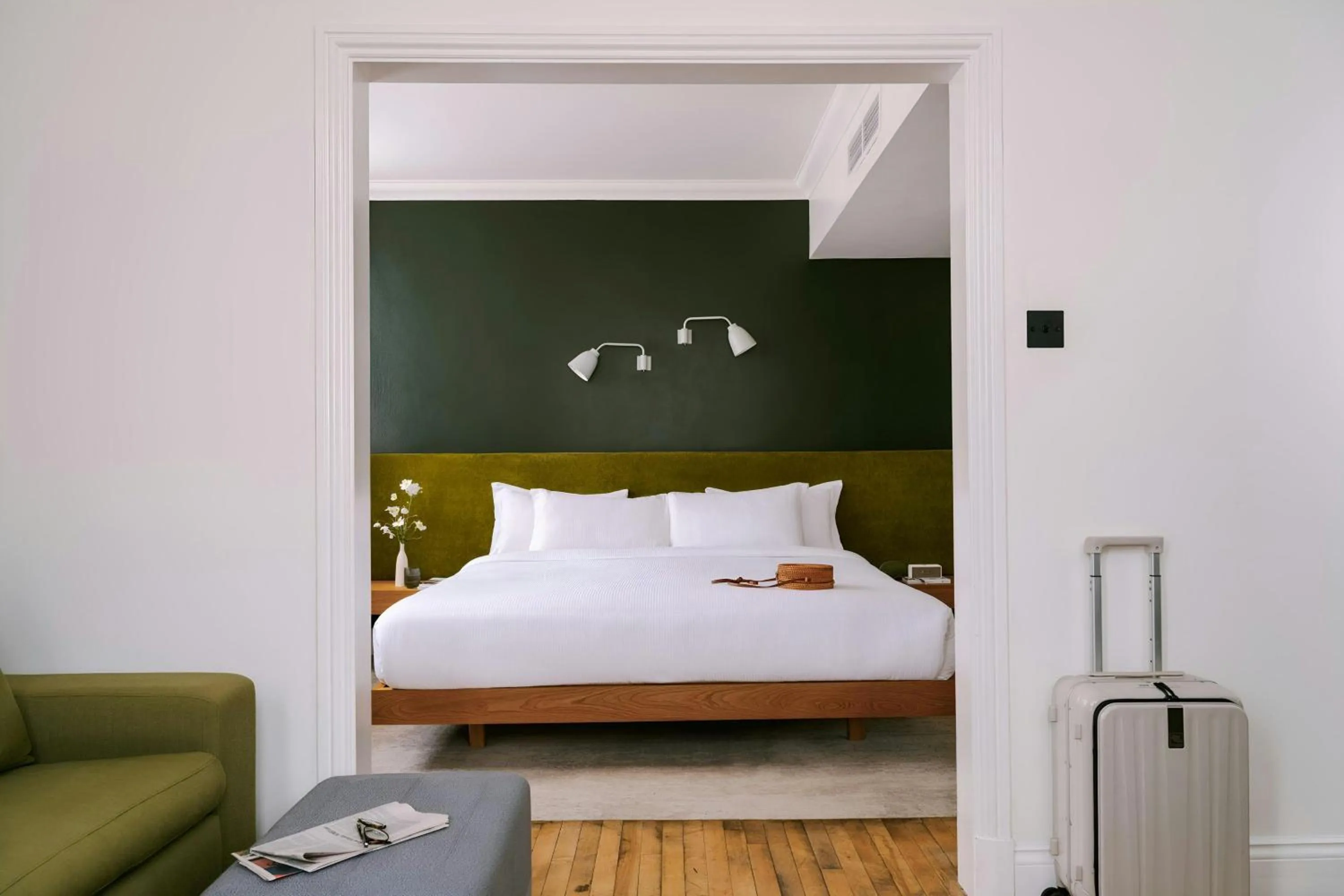 Bedroom, Bed in Chelsea Green Hotel, Sonder by Marriott Bonvoy