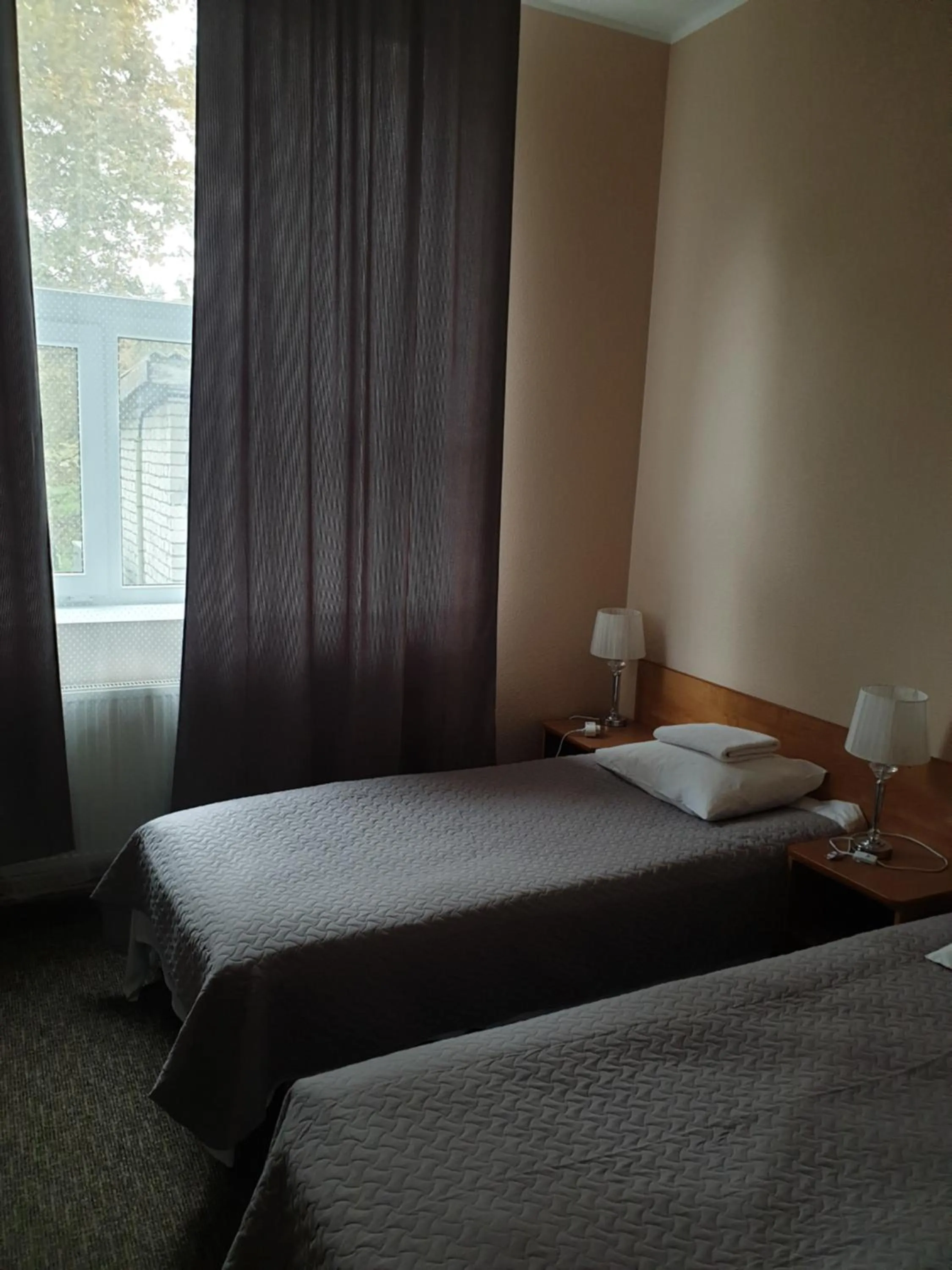 Standard Twin Room in Hotel Yes