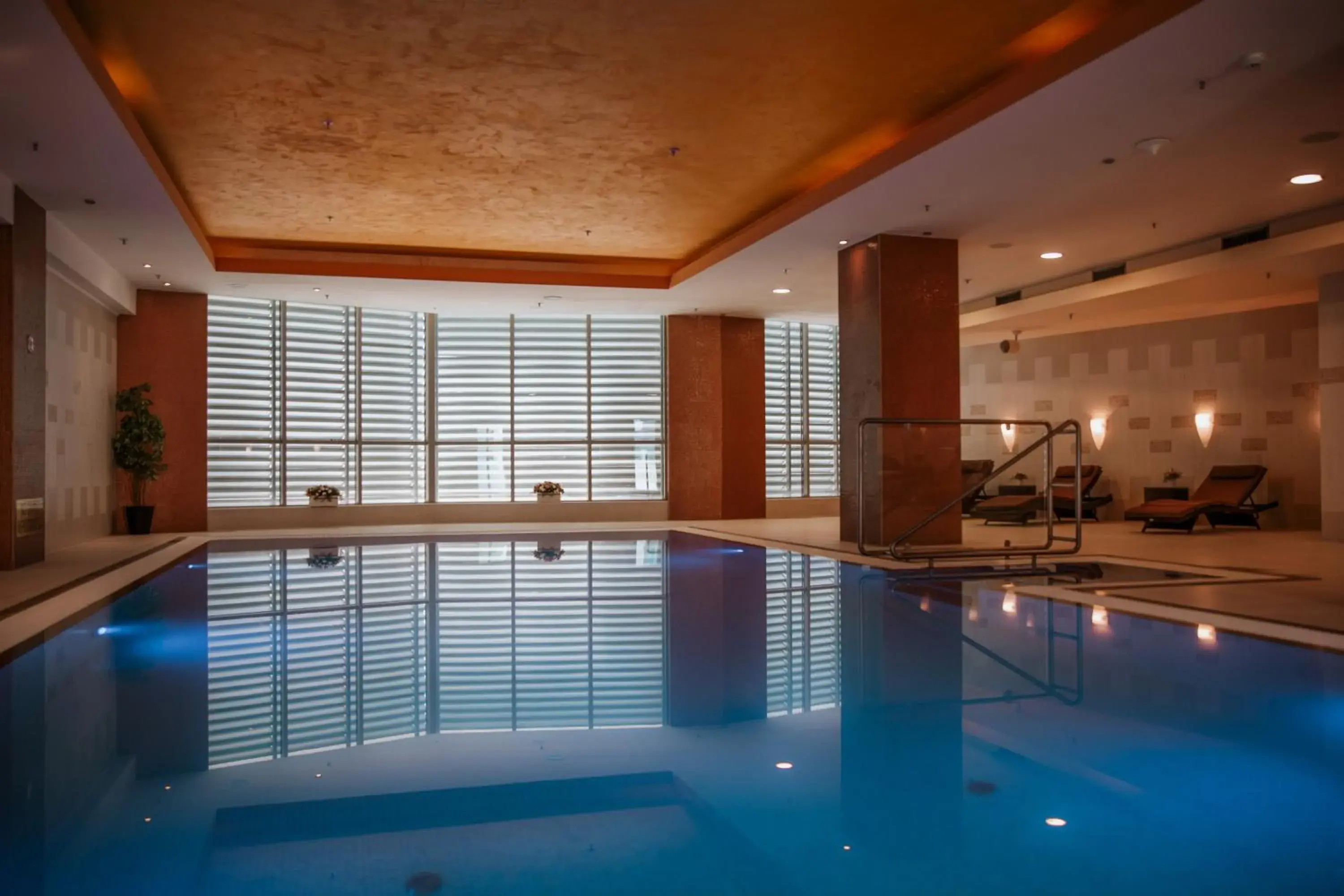 Swimming pool in DoubleTree by Hilton Bratislava Swimming pool in DoubleTree by Hilton Bratislava