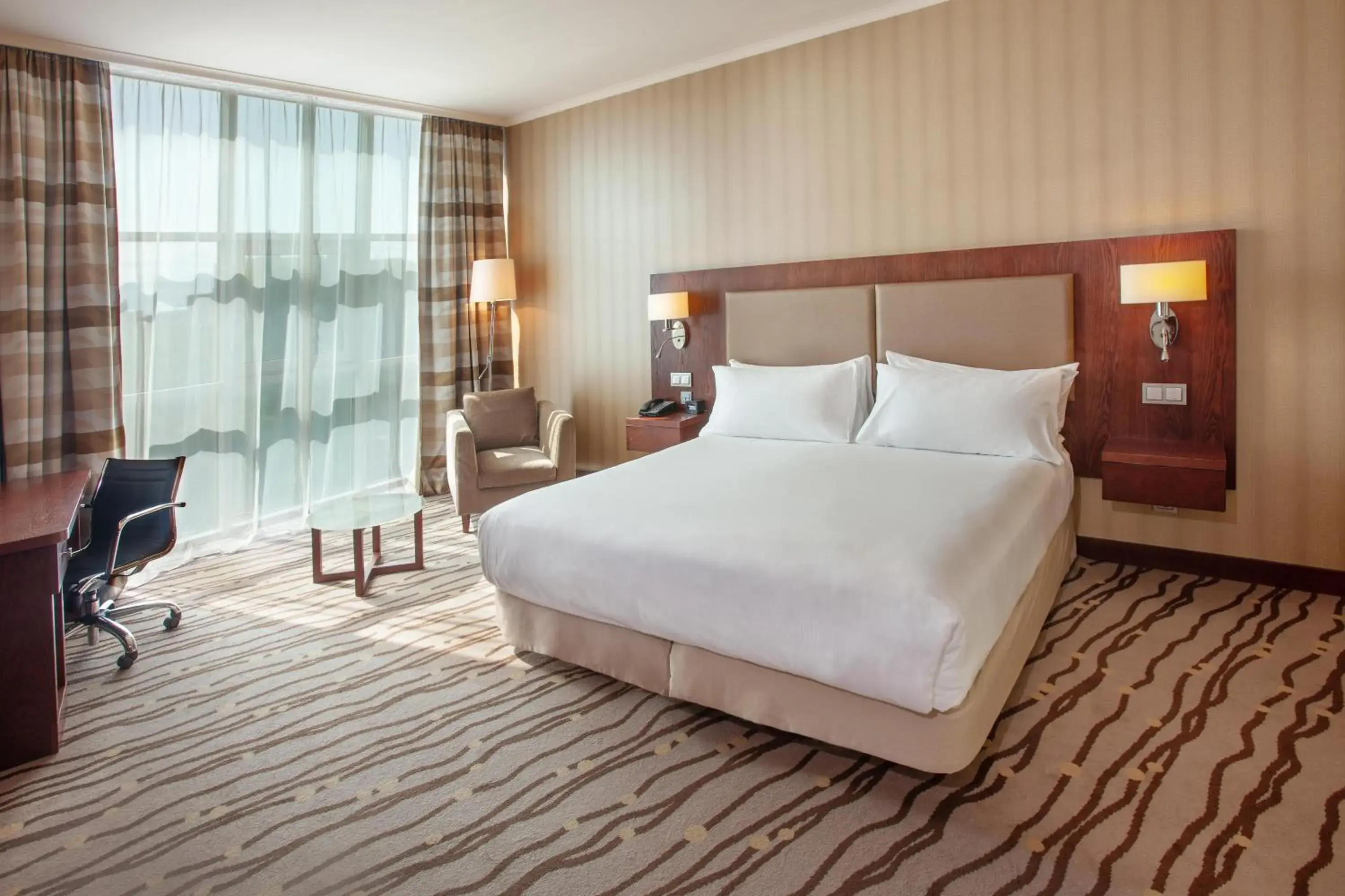 Bed in DoubleTree by Hilton Bratislava Bed in DoubleTree by Hilton Bratislava