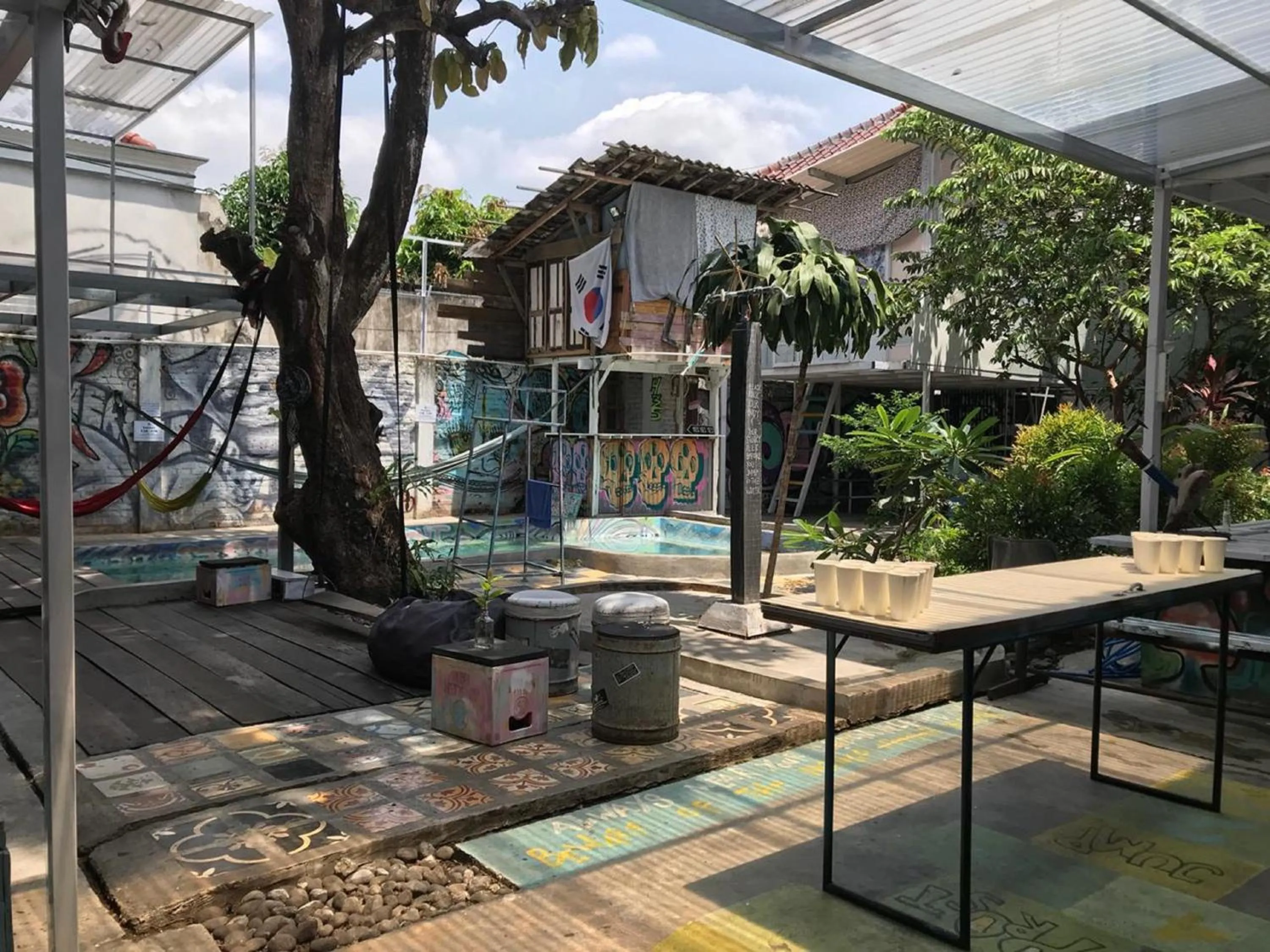 Patio in Yez Yez Yez All Good Hostel