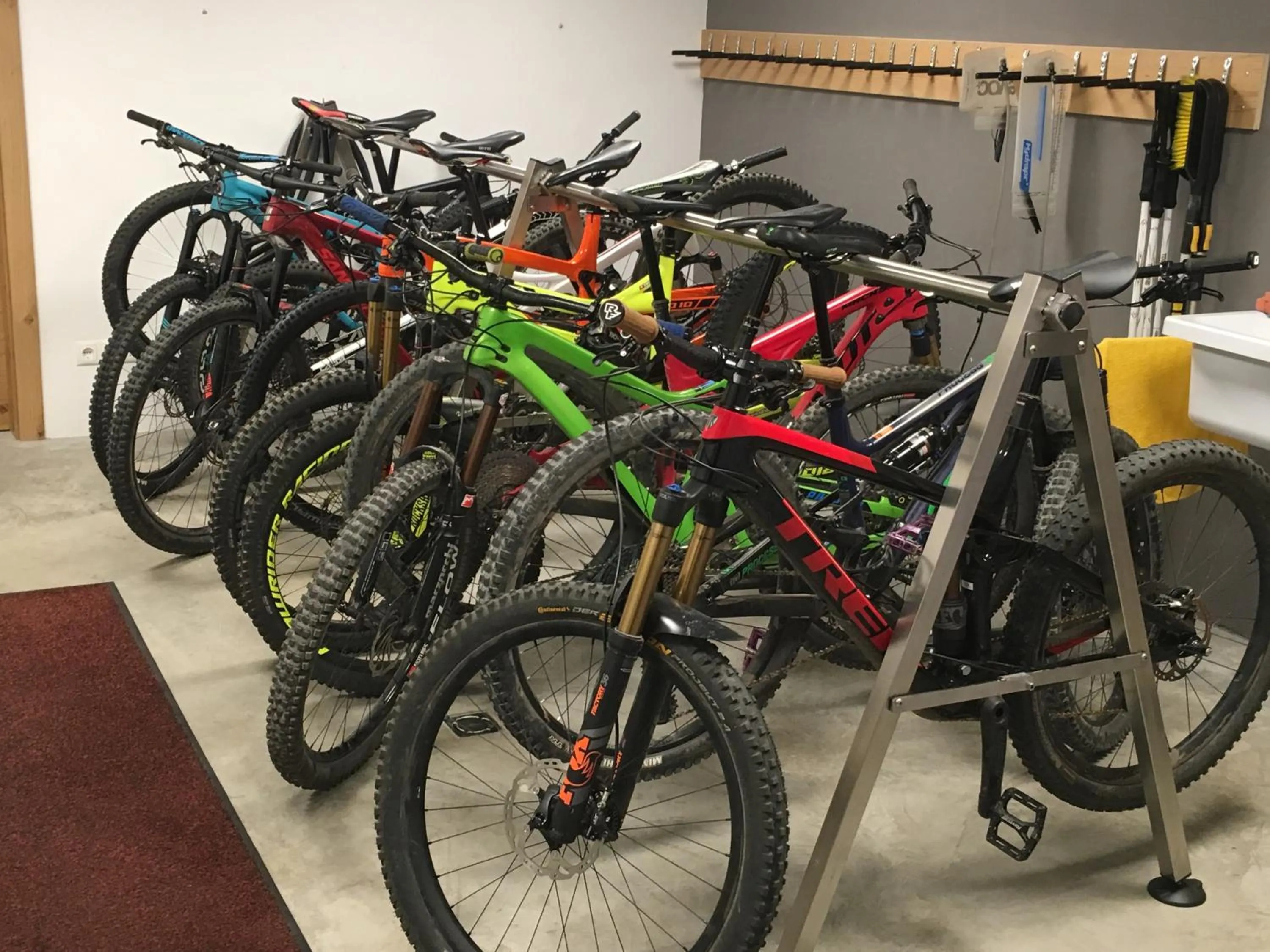 Cycling in Alberts Heimatglück