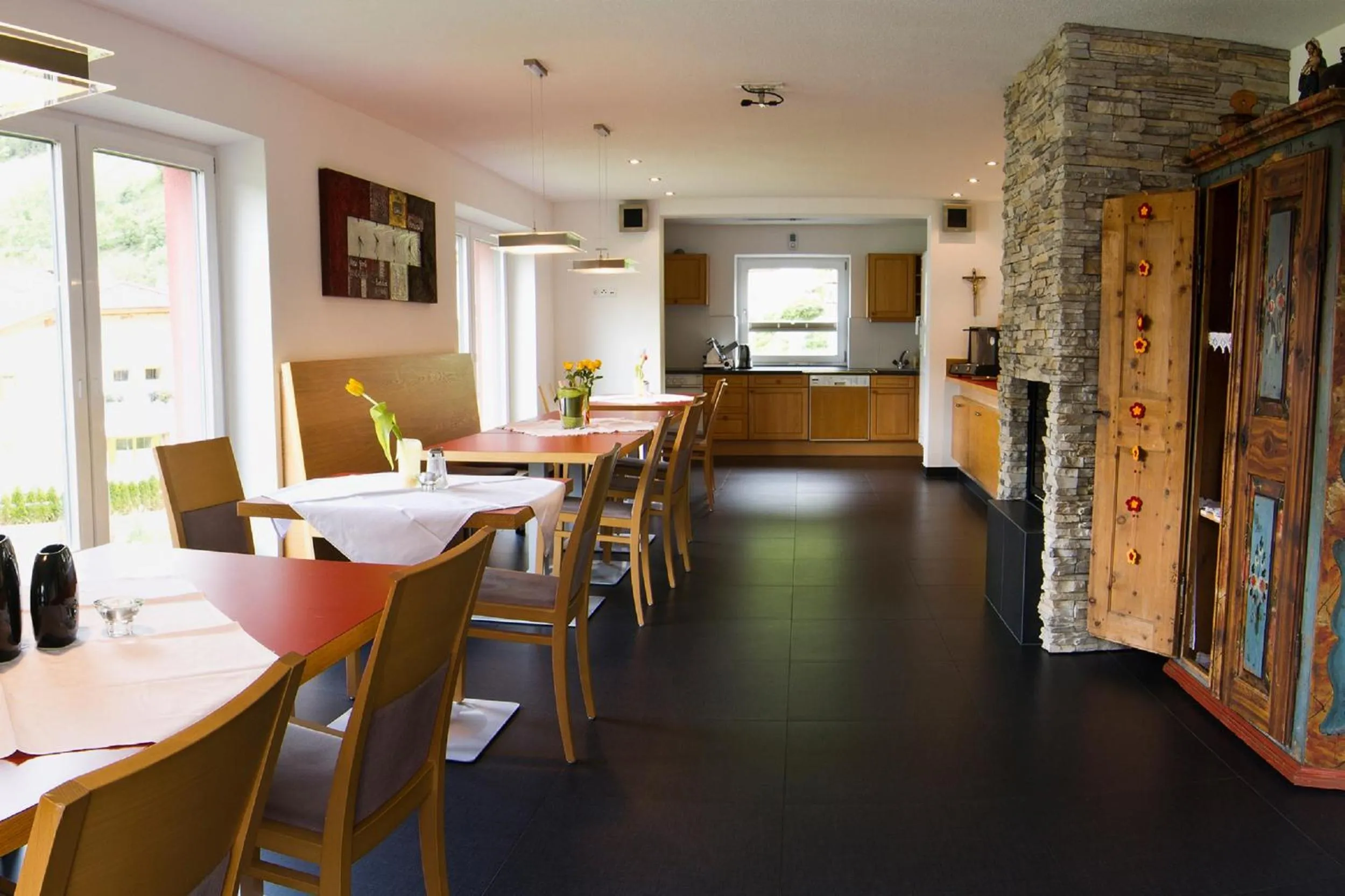 Buffet breakfast in Alberts Heimatglück