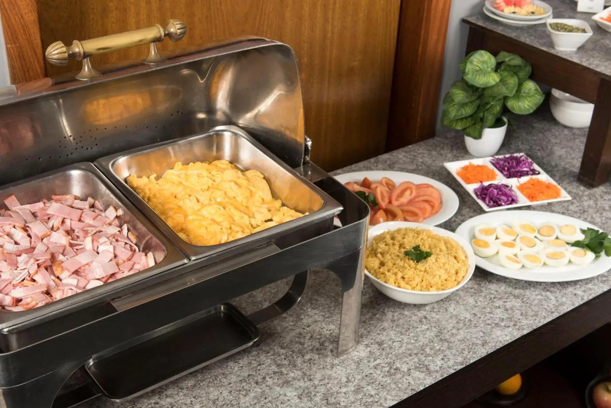 Restaurant/places to eat in Holiday Inn Montevideo by IHG Restaurant/places to eat in Holiday Inn Montevideo by IHG