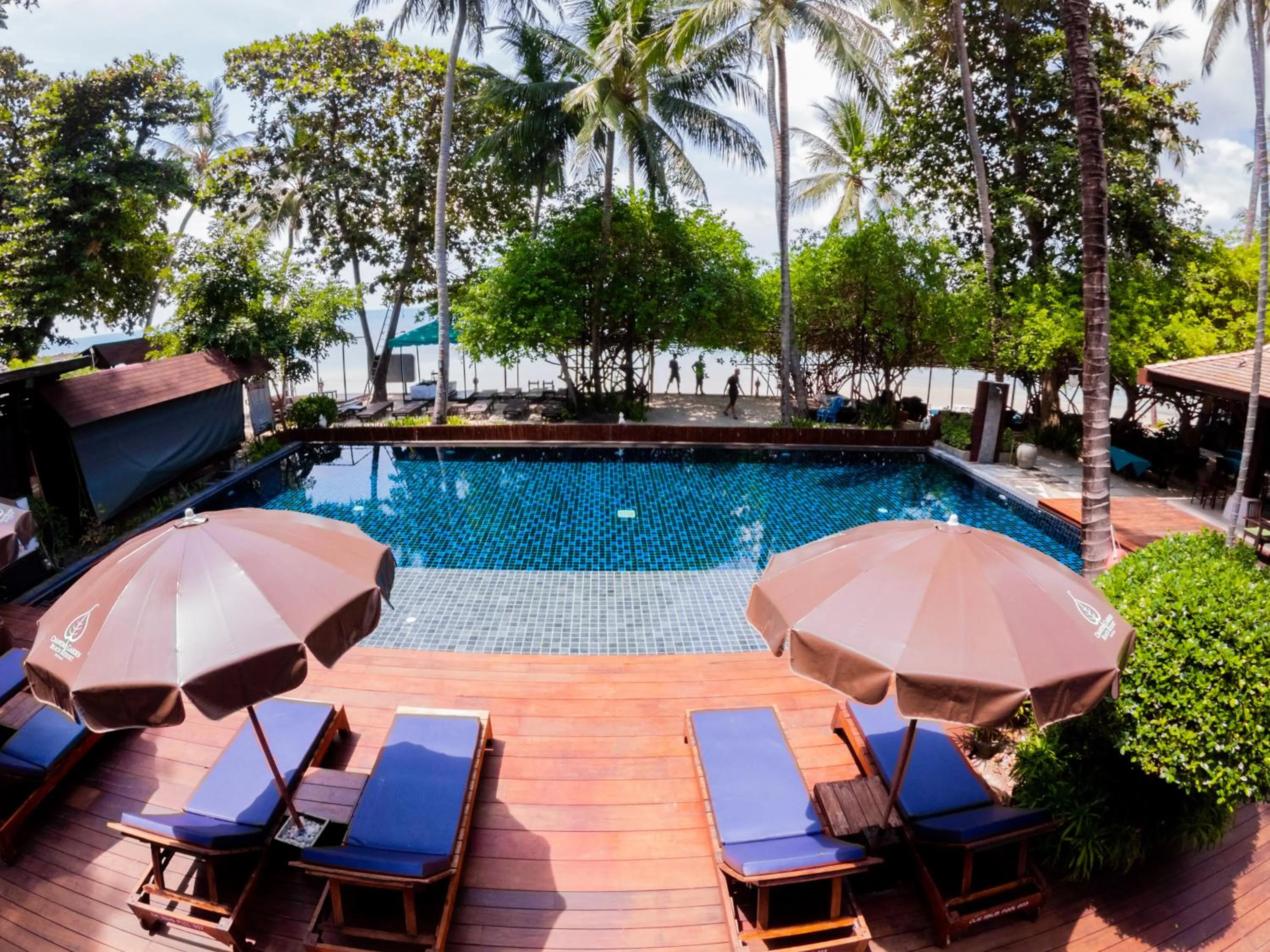 Swimming pool in J4 Samui Hotel - SHA Plus