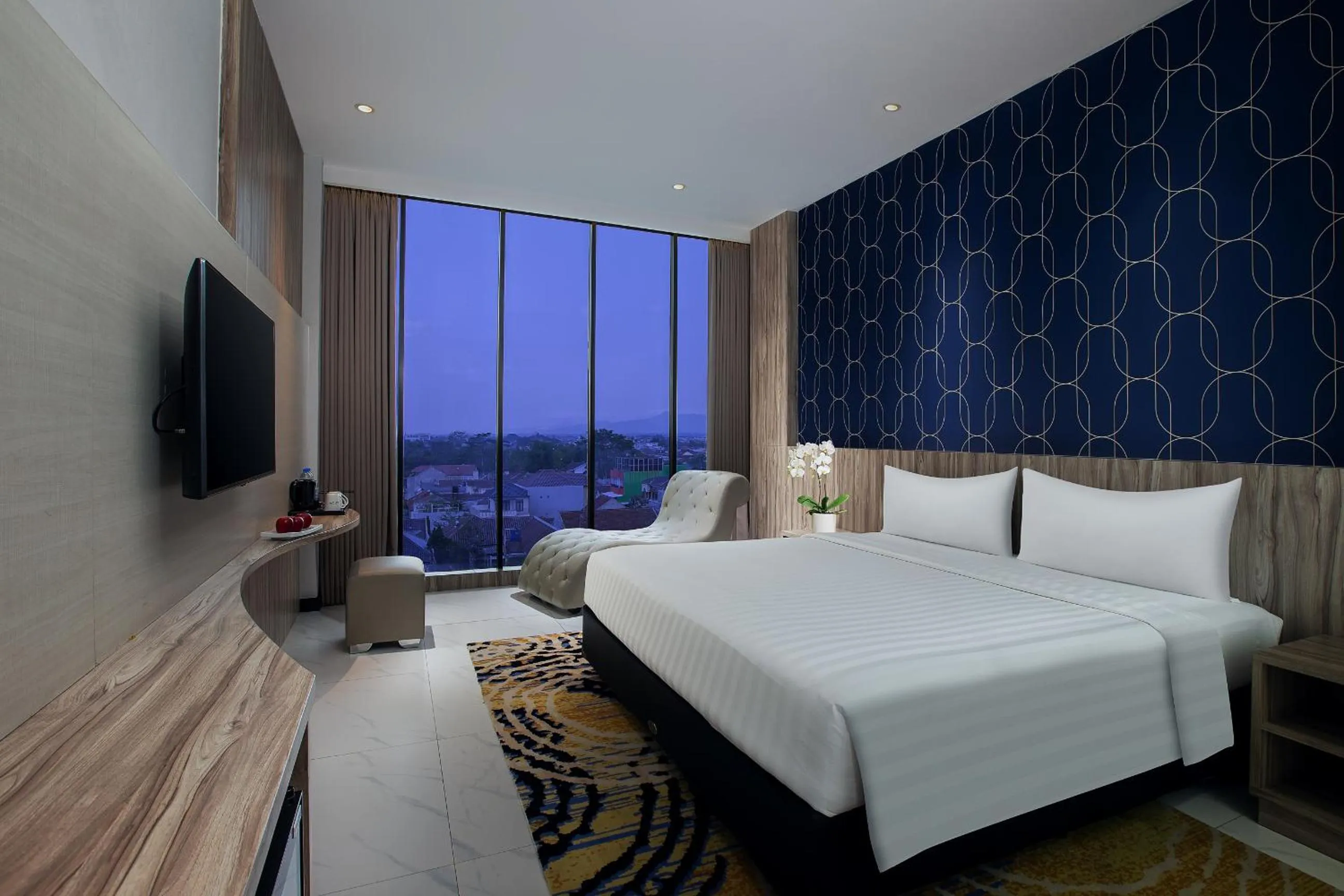 Bedroom, Bed in Aston Inn Tasikmalaya