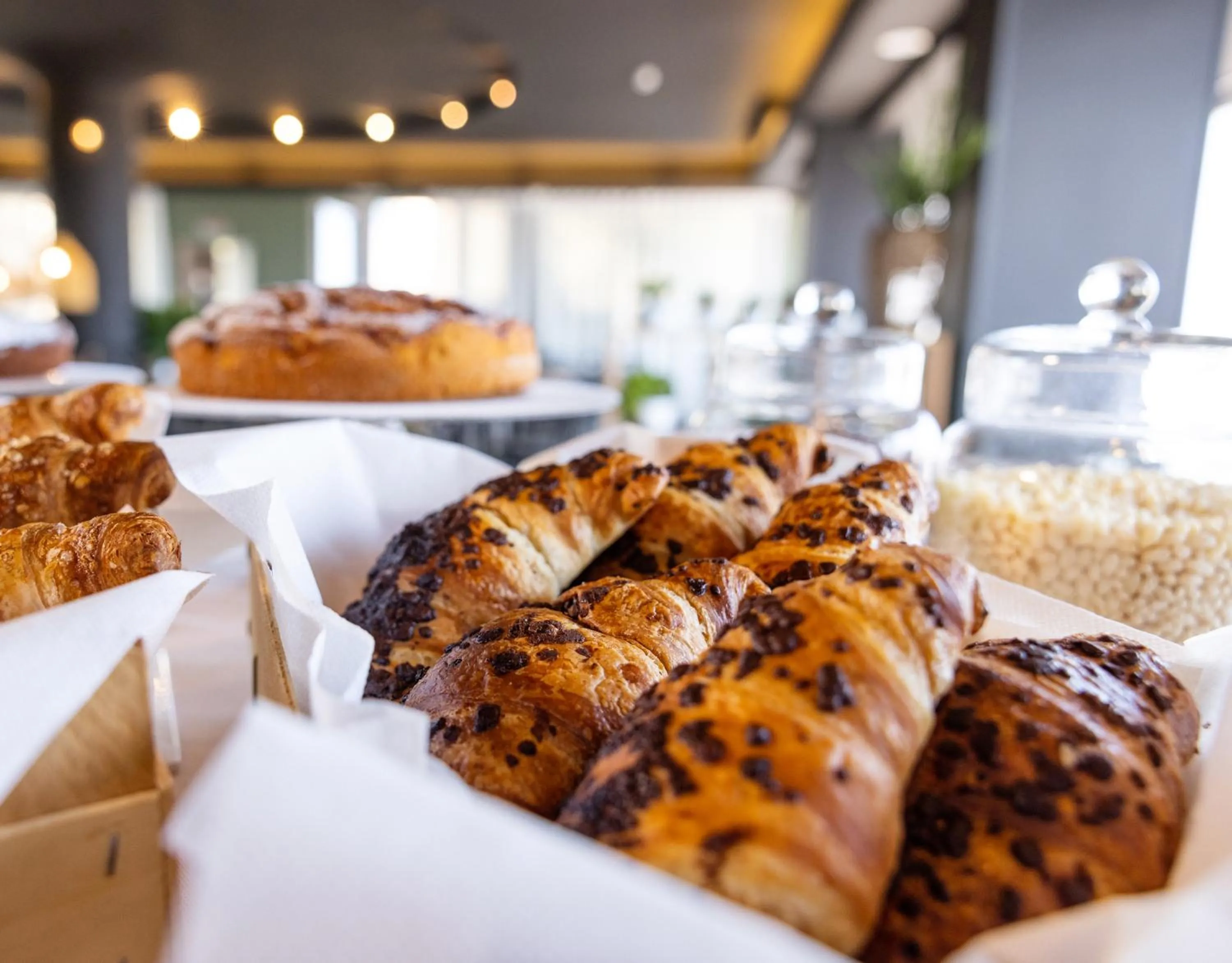 Food and drinks in Hotel Constellation