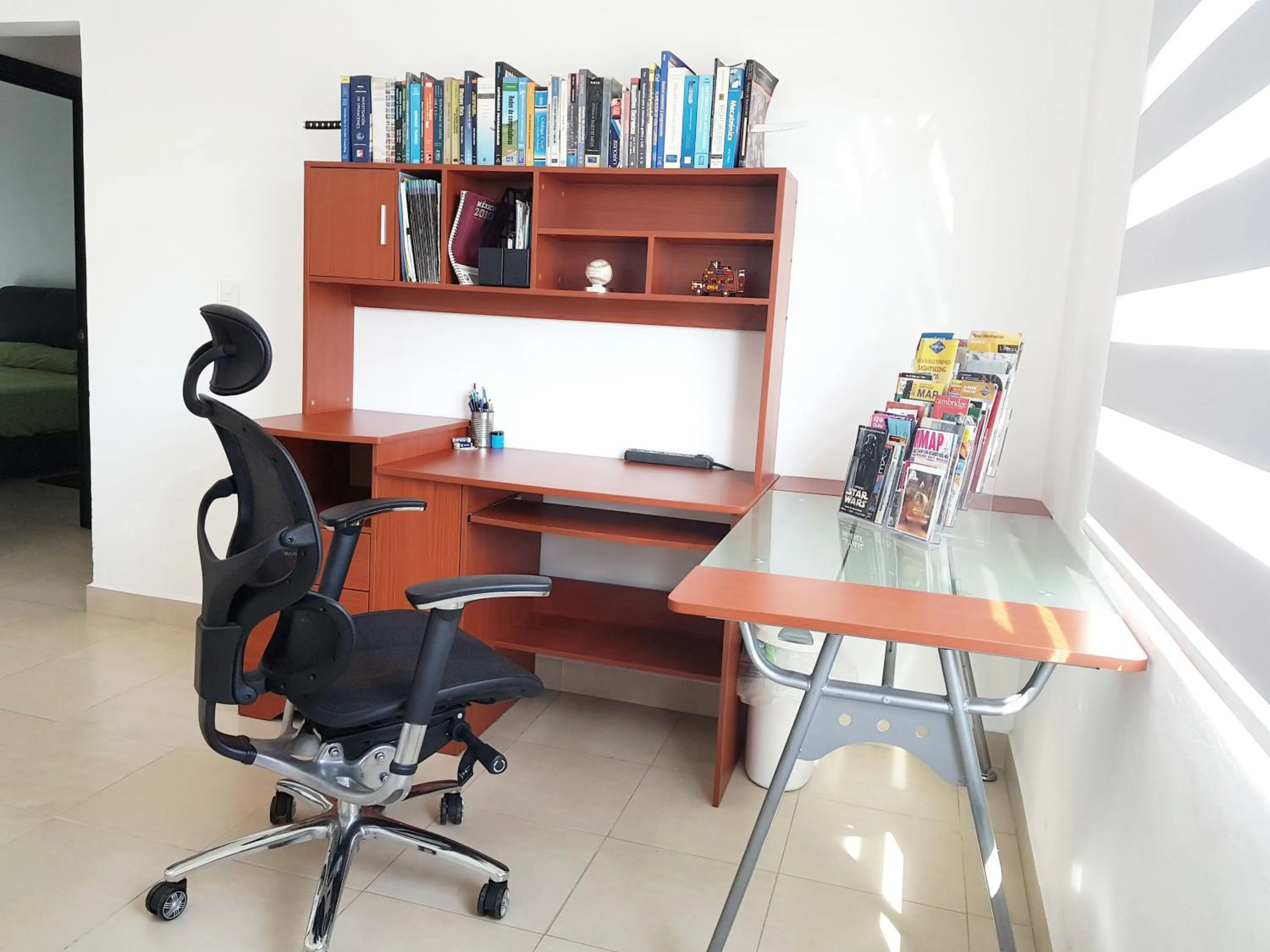 Business facilities in Geek-Chic Townhouse