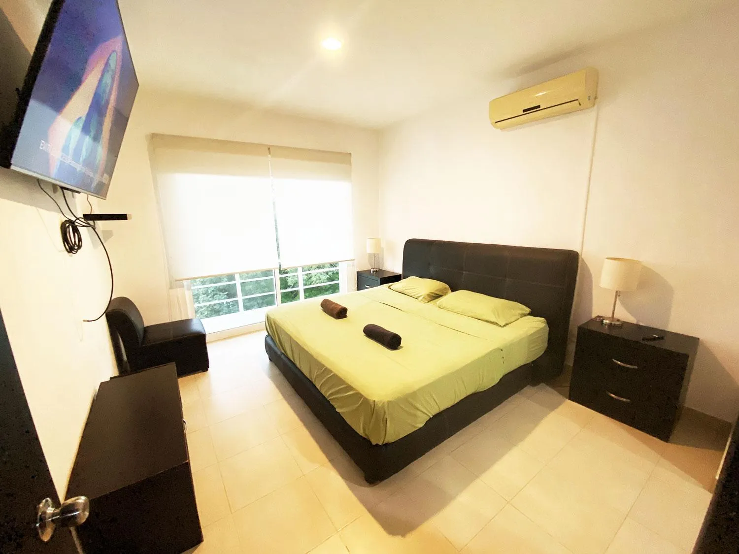 Bedroom in Geek-Chic Townhouse