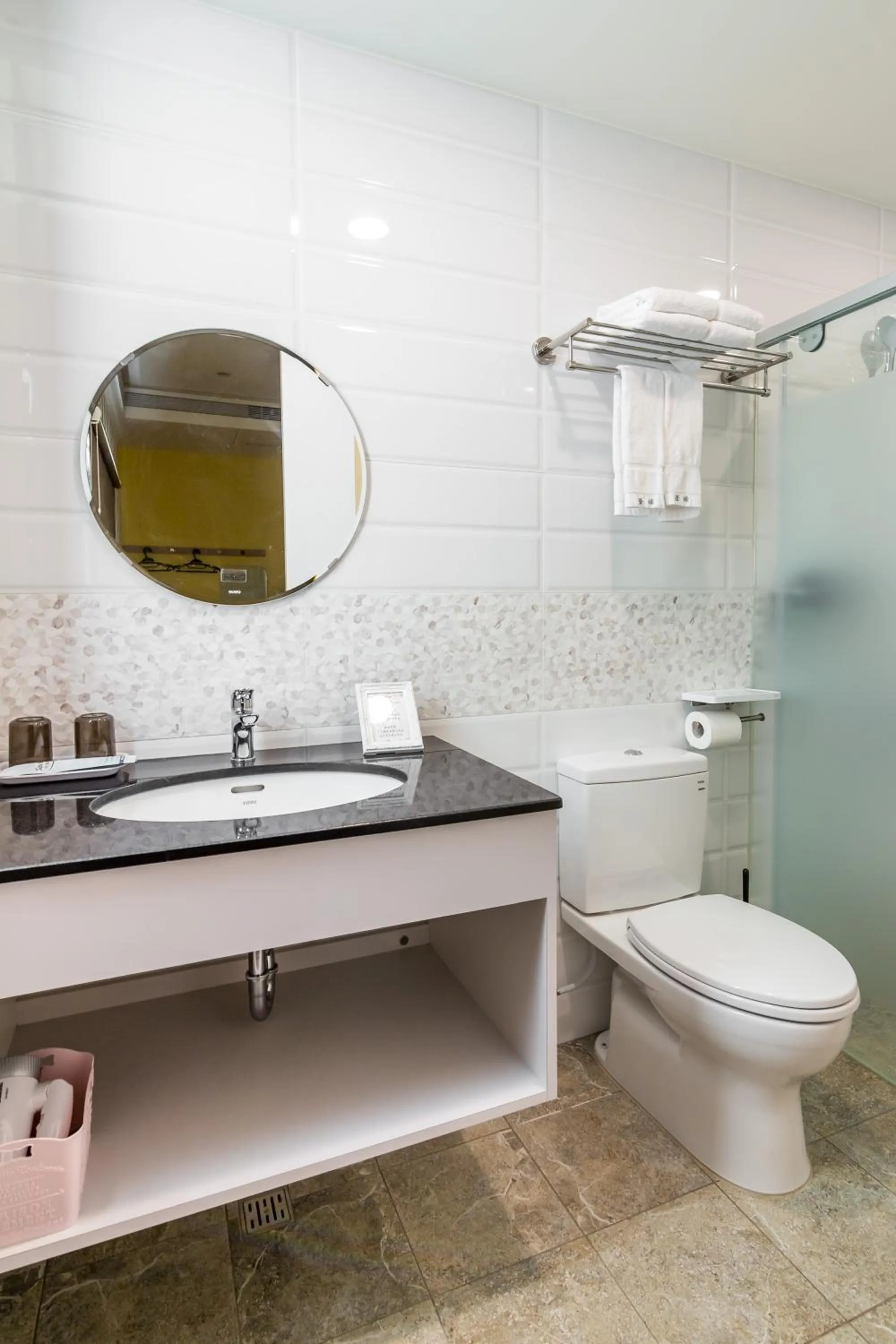 Decorative detail in CHEN FENG HOMESTAY