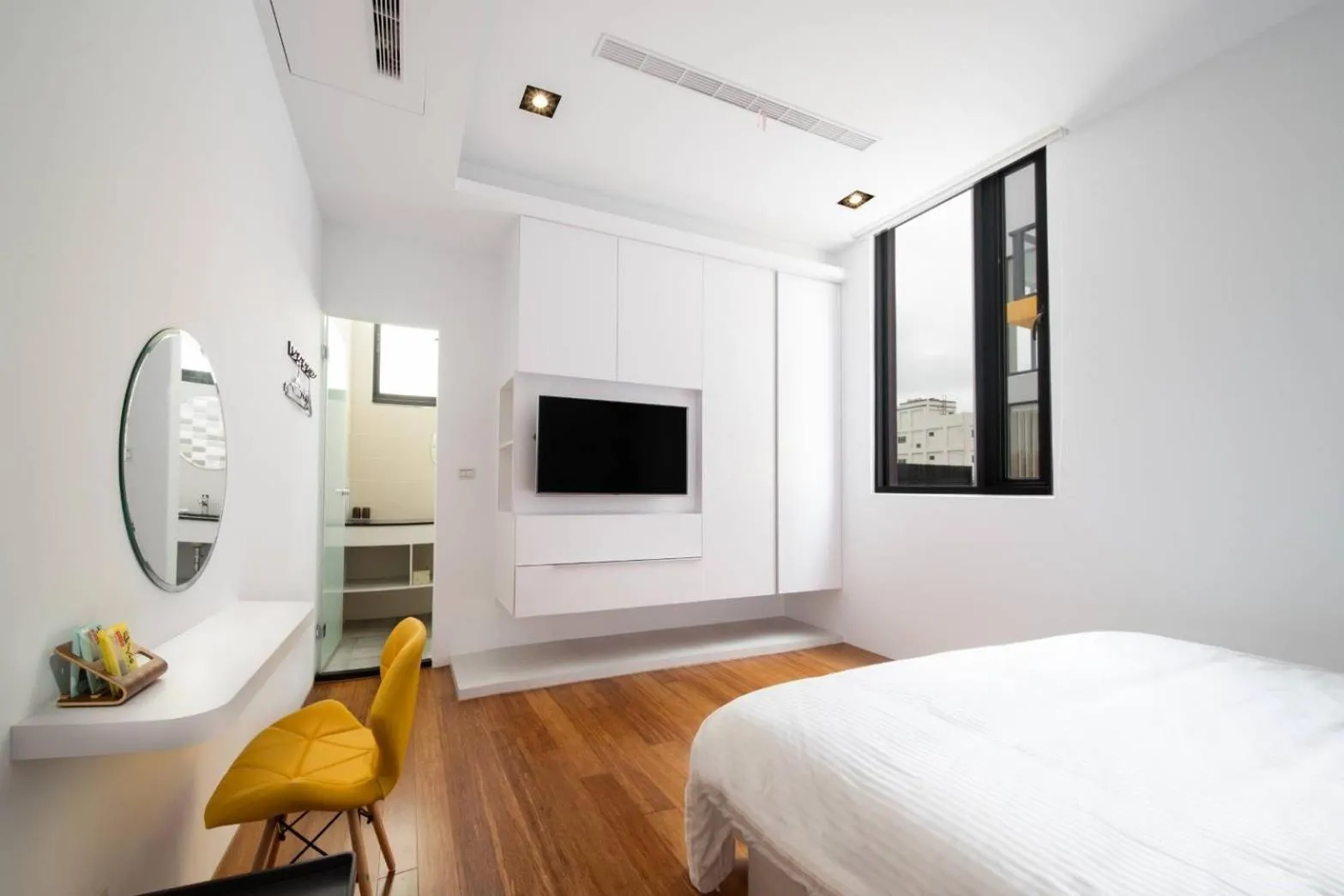 Photo of the whole room, Bed in CHEN FENG HOMESTAY