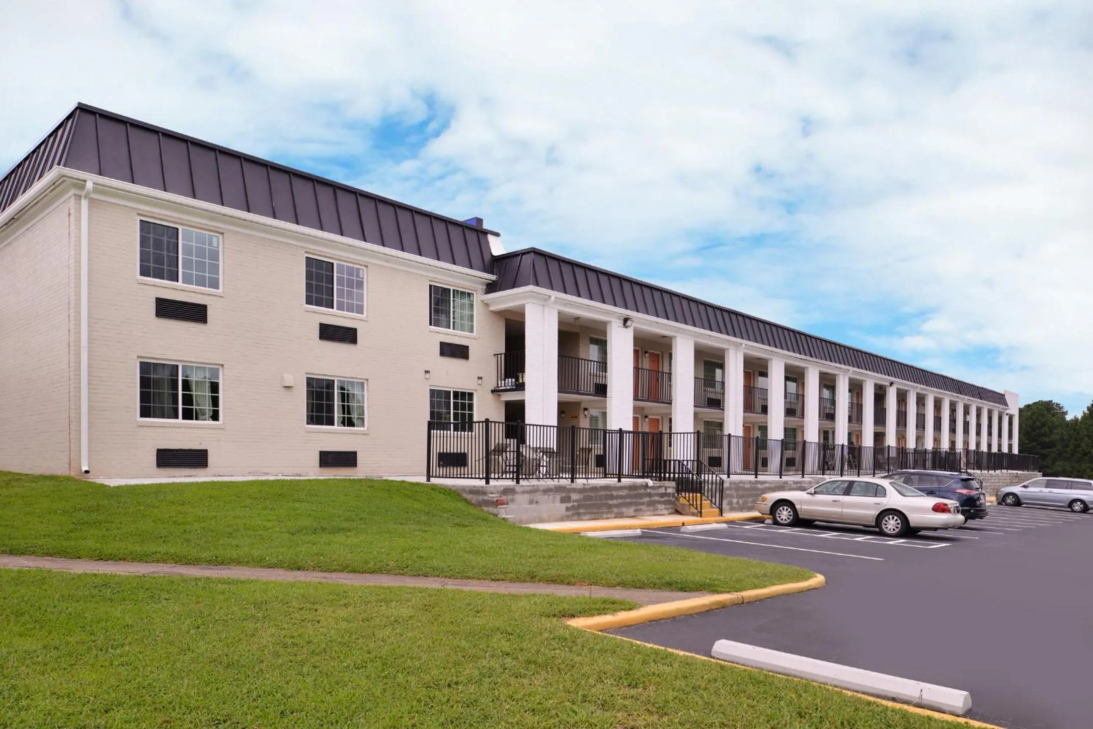 Property building in Americas Best Value Inn Richmond South