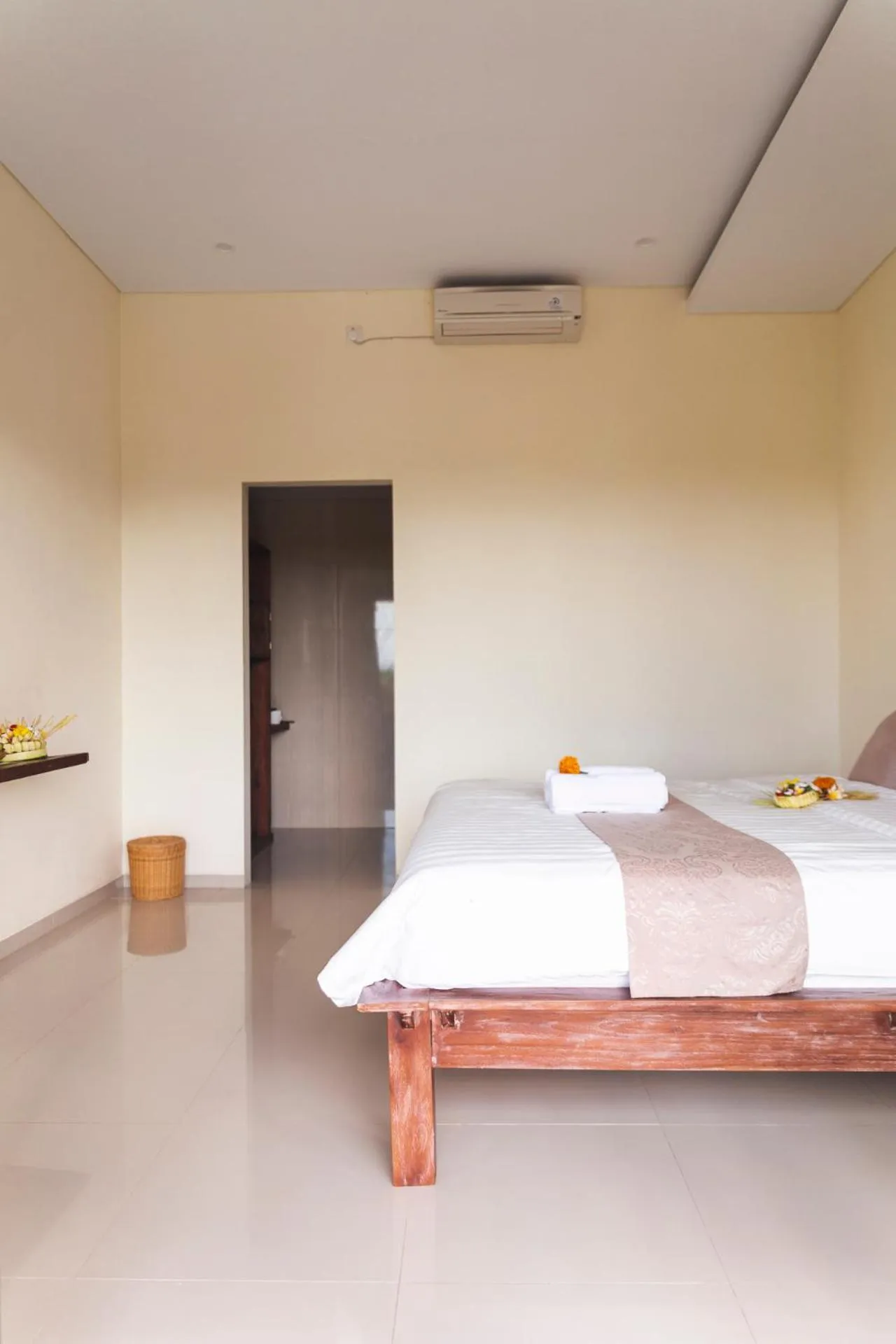 Bedroom, Bed in Umah Nugraha