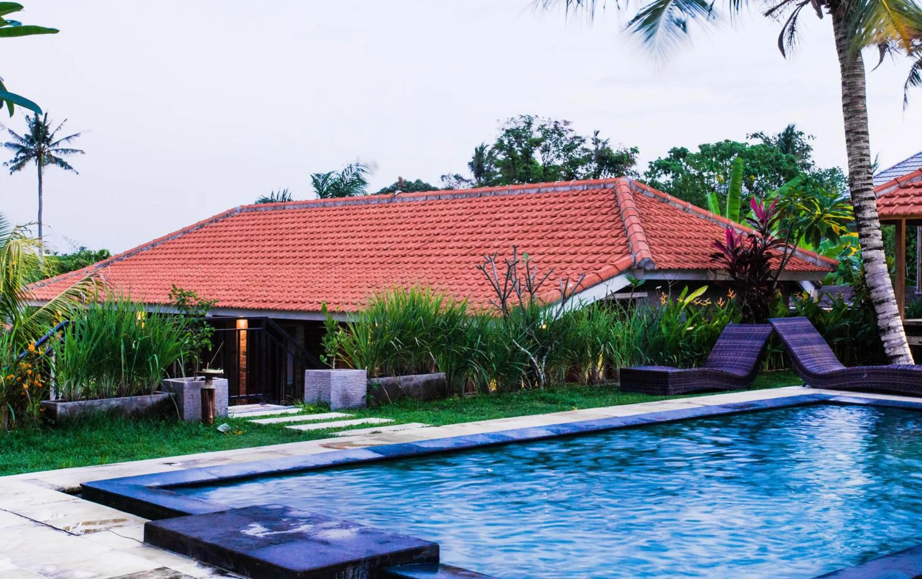 Property building in Umah Nugraha