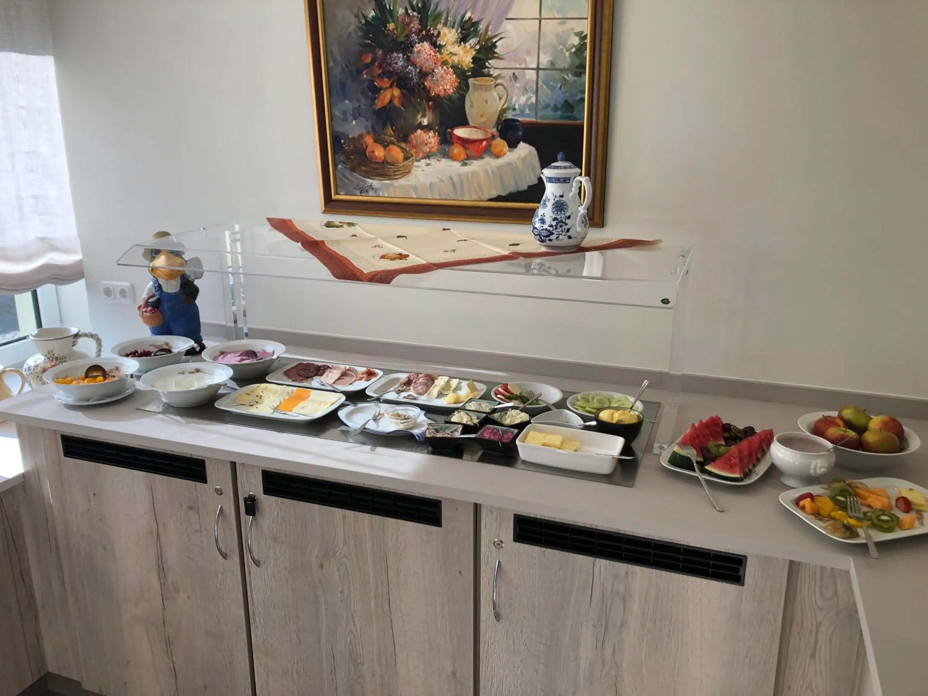 Breakfast in Adelheid Hotel garni