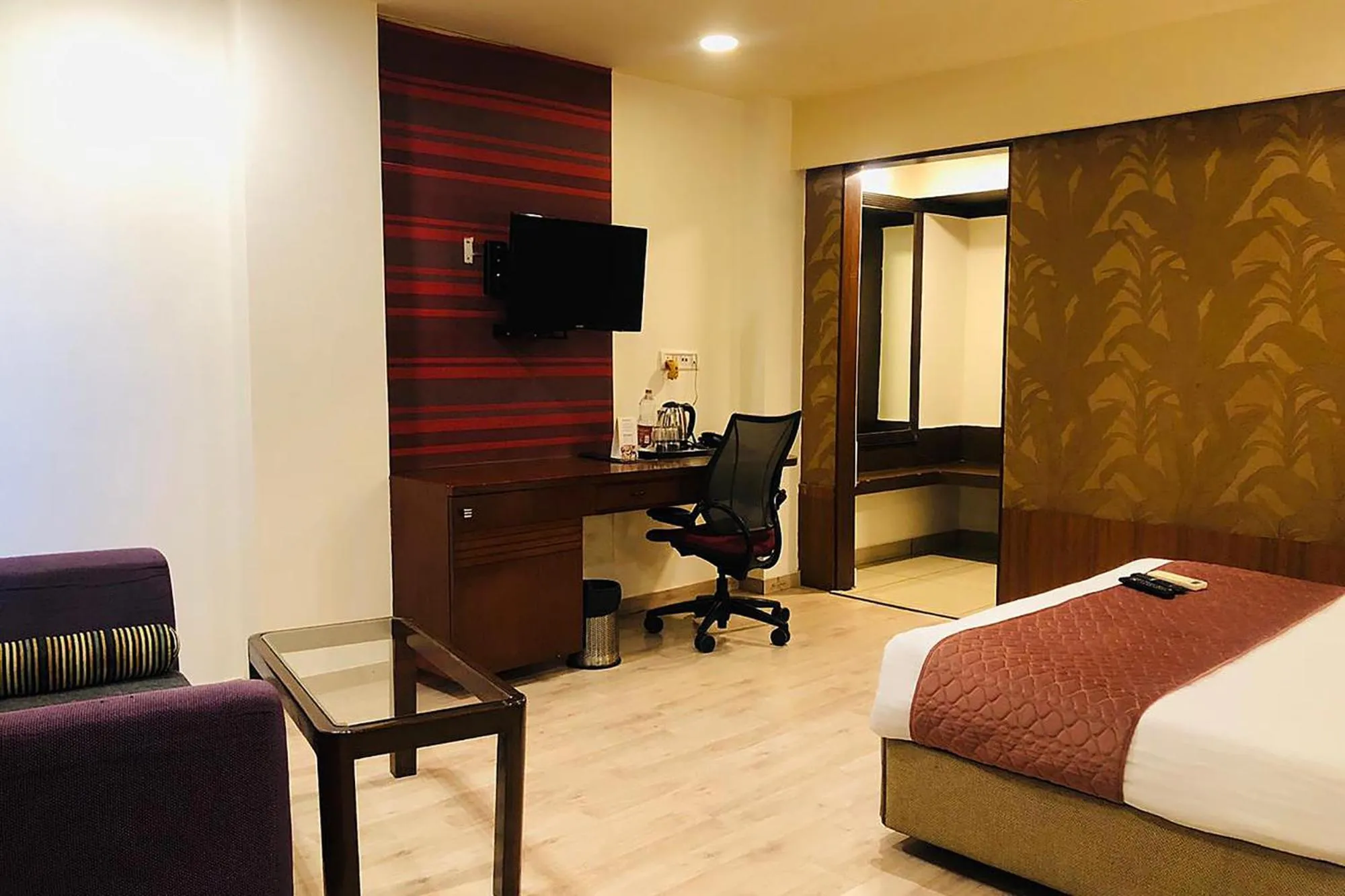 Bedroom, Bed in FabHotel Berry's