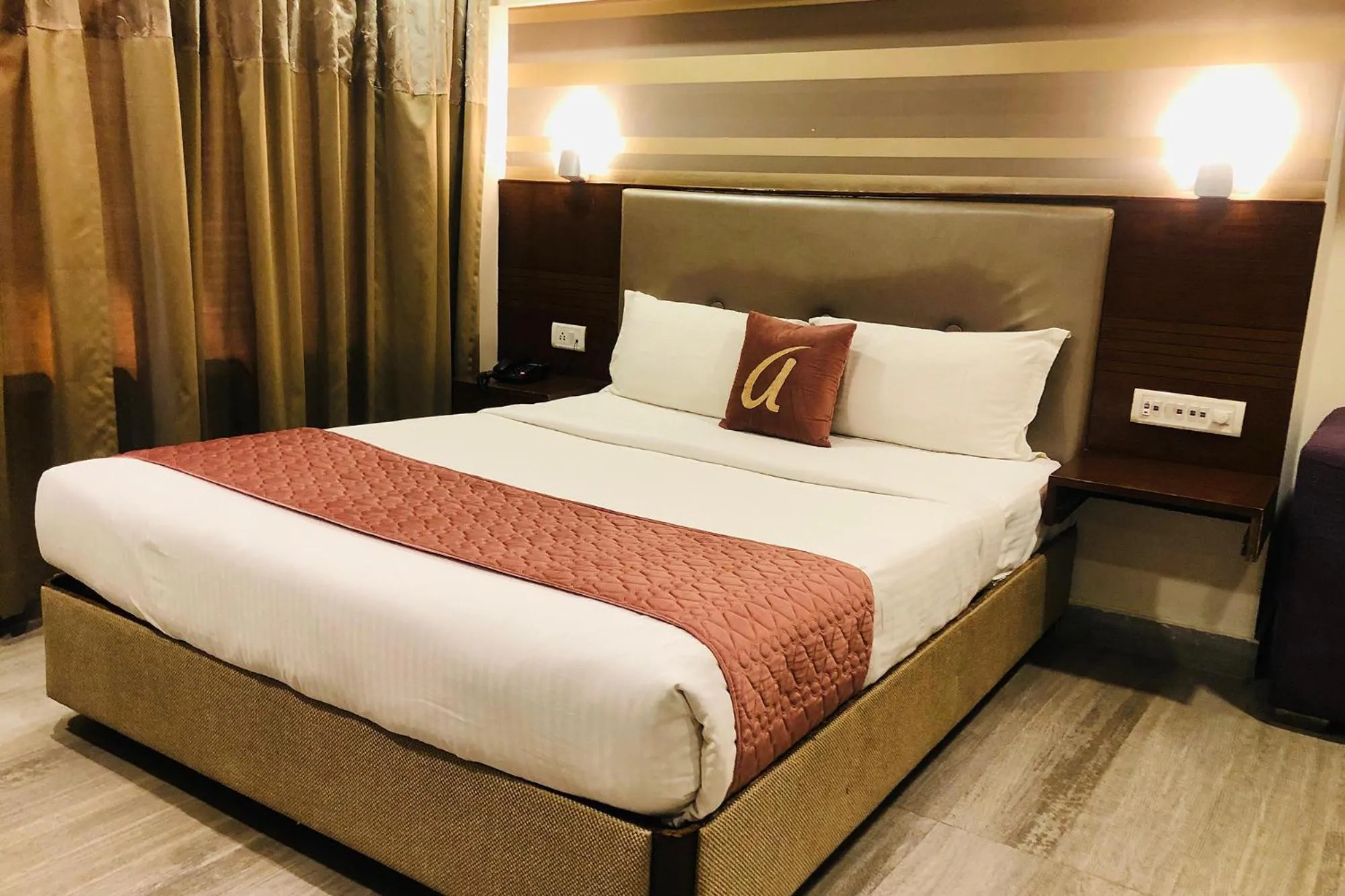 Bed in FabHotel Berry's