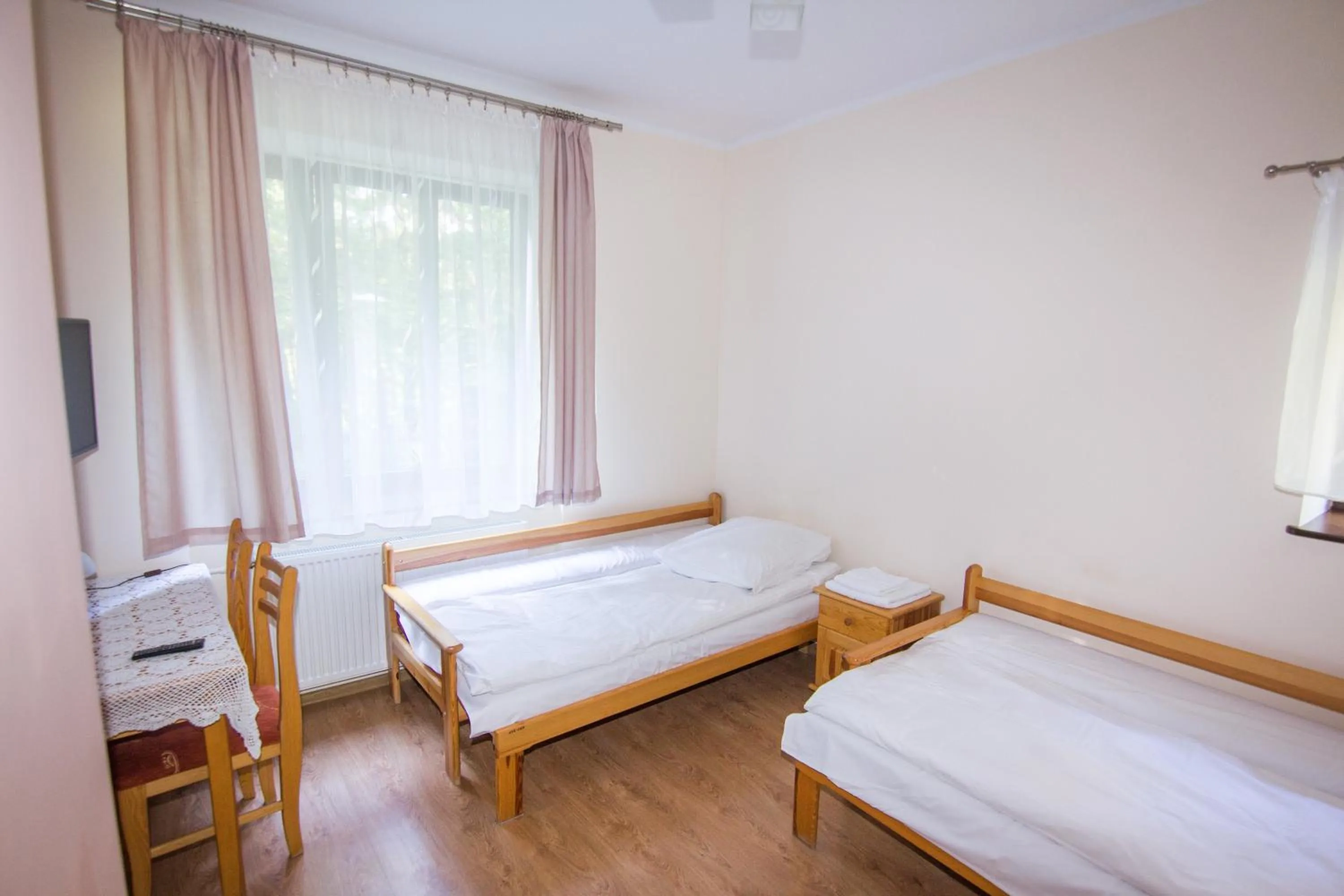 Small Twin Room - single occupancy in Willa Alkor