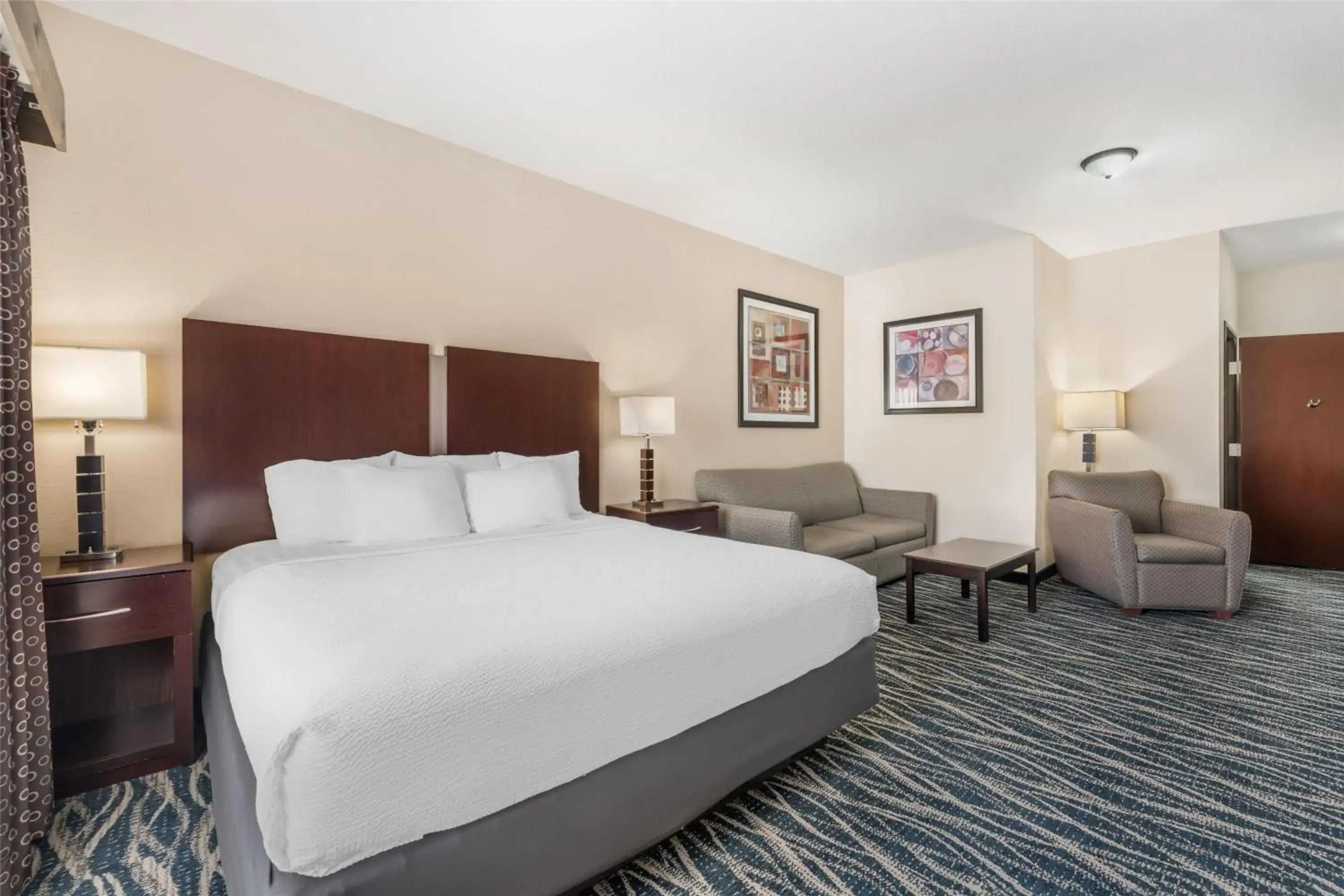 King Suite - Disability Access in Best Western Plus Eastgate Inn & Suites King Suite - Disability Access in Best Western Plus Eastgate Inn & Suites