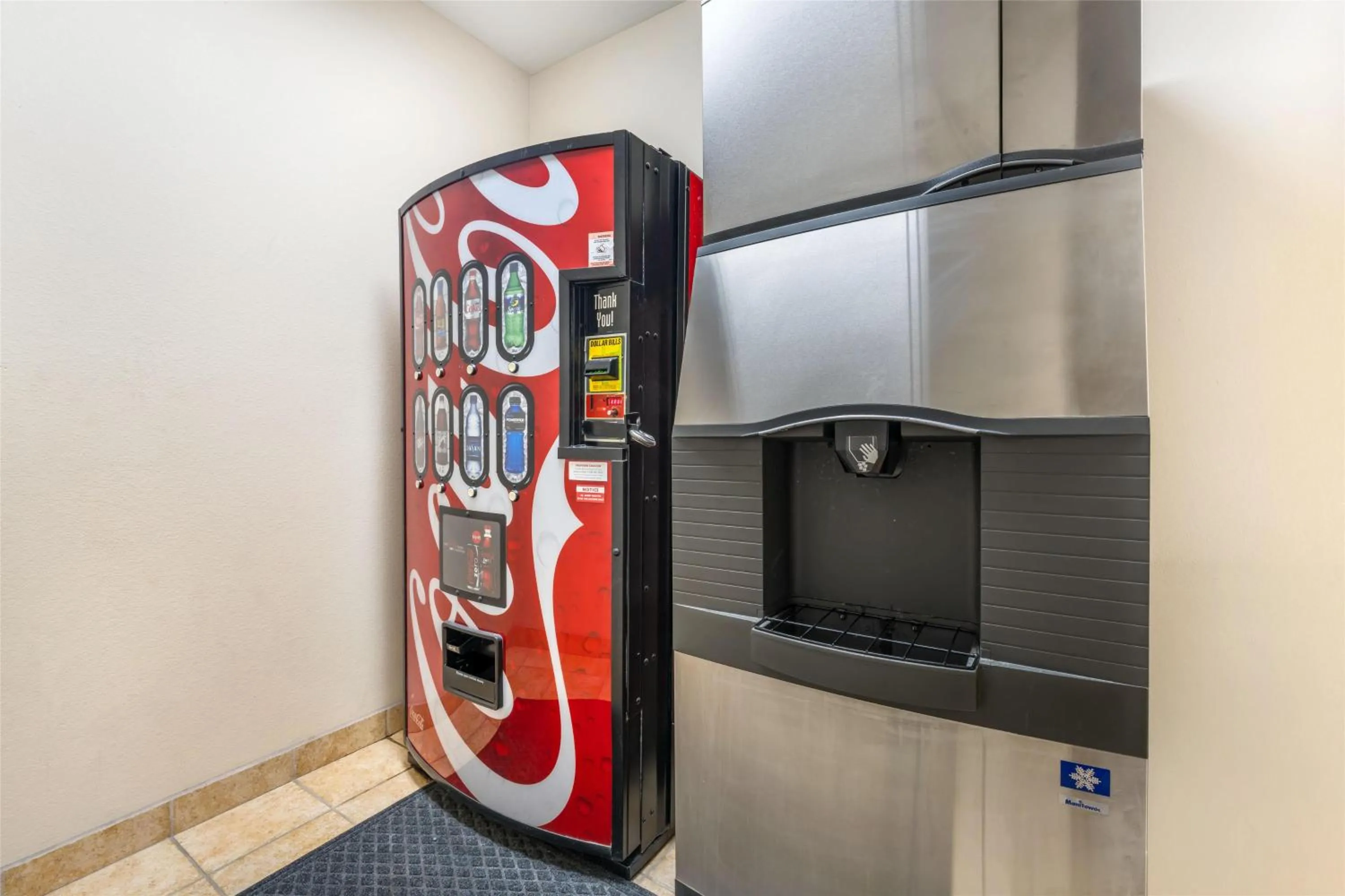 Property building in Best Western Plus Eastgate Inn & Suites