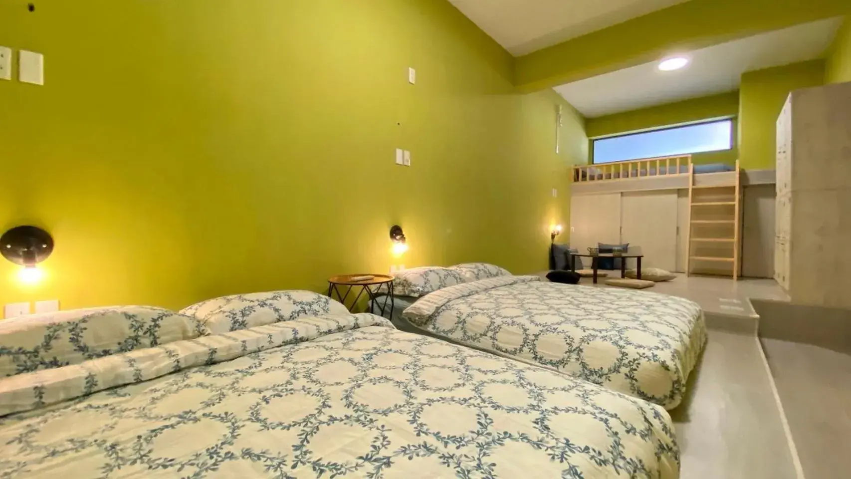 Family Room with Shared Bathroom in 樂客背包旅棧 Local Backpacker Hostel Family Room with Shared Bathroom in 樂客背包旅棧 Local Backpacker Hostel