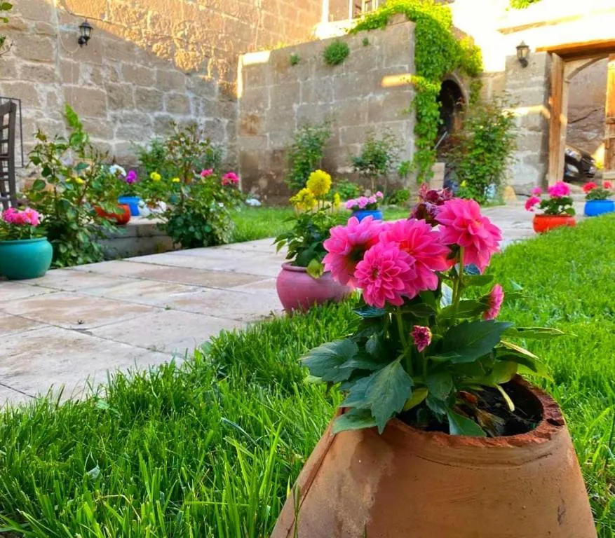 Garden in Kapadokya Ihlara Konaklari & Caves