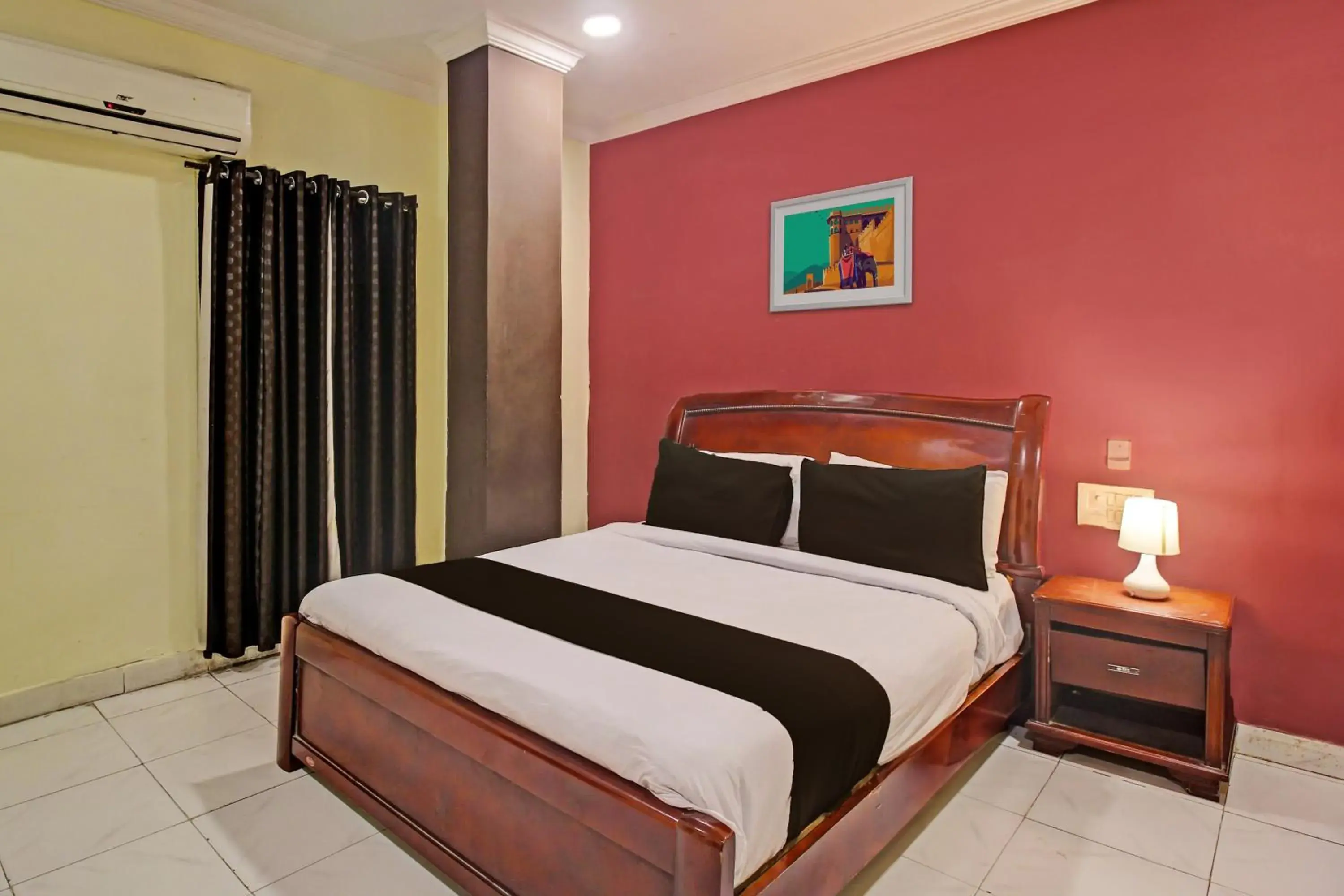 Bedroom, Bed in Hotel O Ruma Near Nampally Railway Station Bedroom, Bed in Hotel O Ruma Near Nampally Railway Station