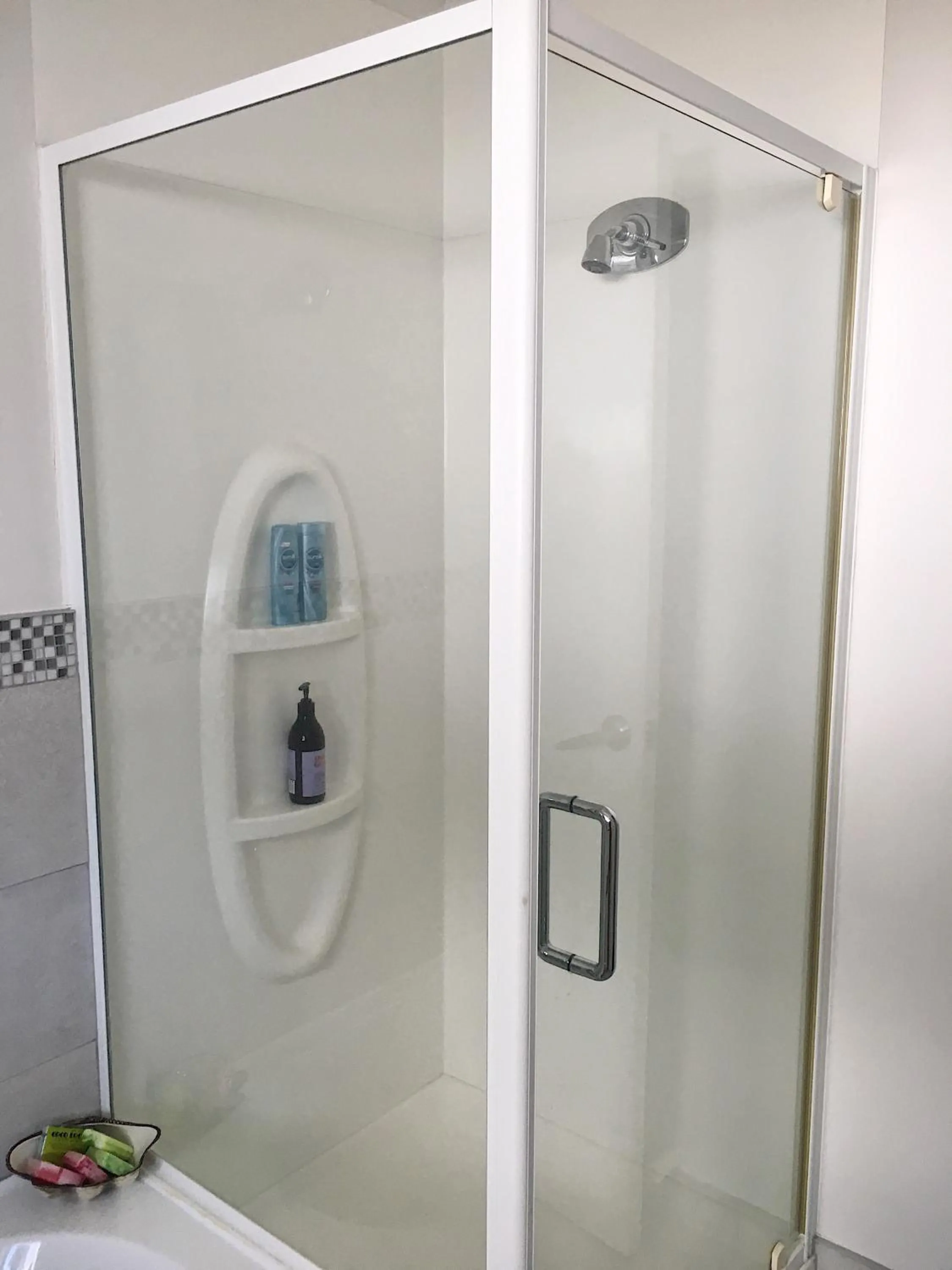 Bathroom in Victoria Road B&B