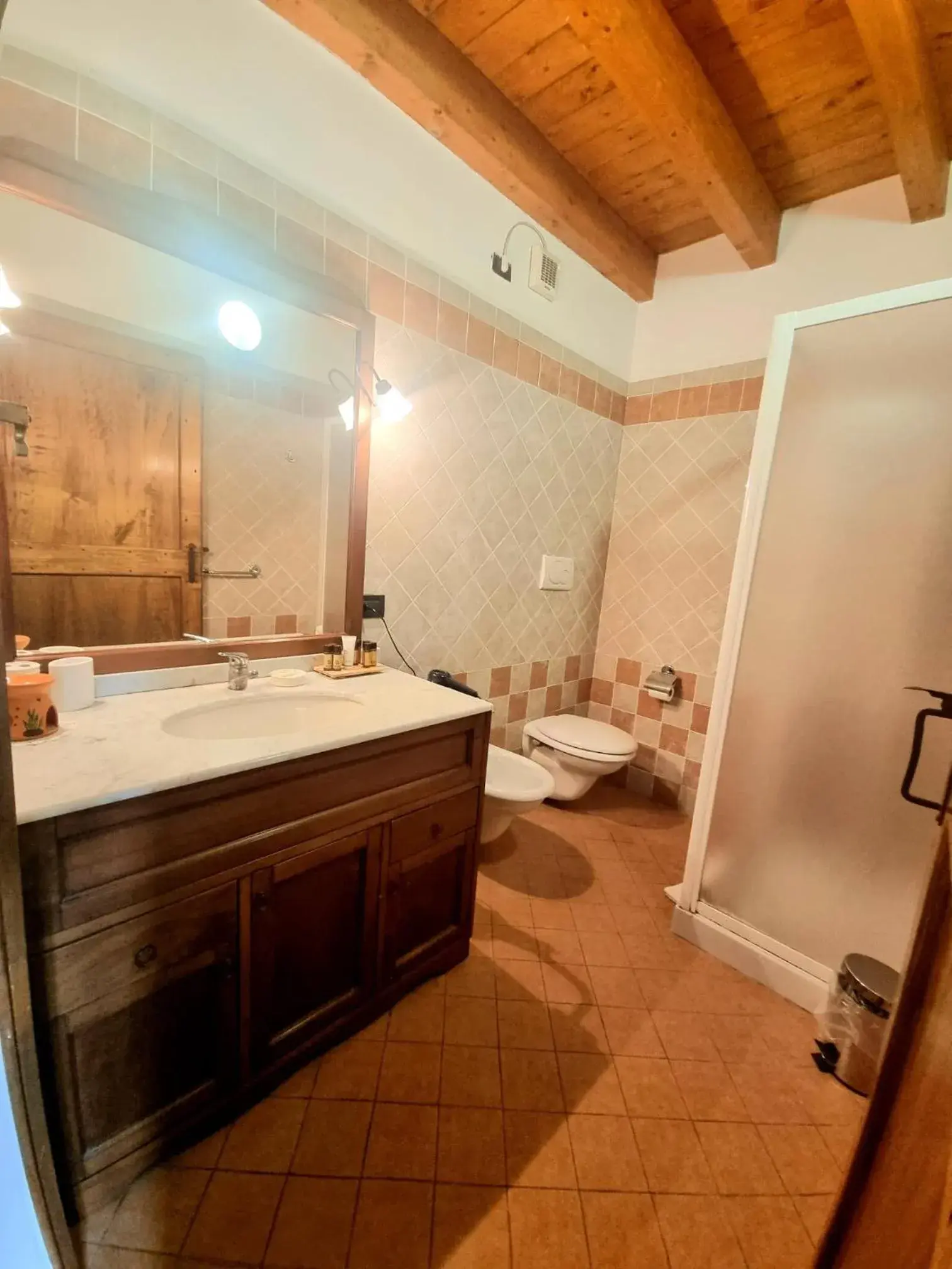 Double Room - single occupancy in La Garzaga Turismo Rurale Double Room - single occupancy in La Garzaga Turismo Rurale