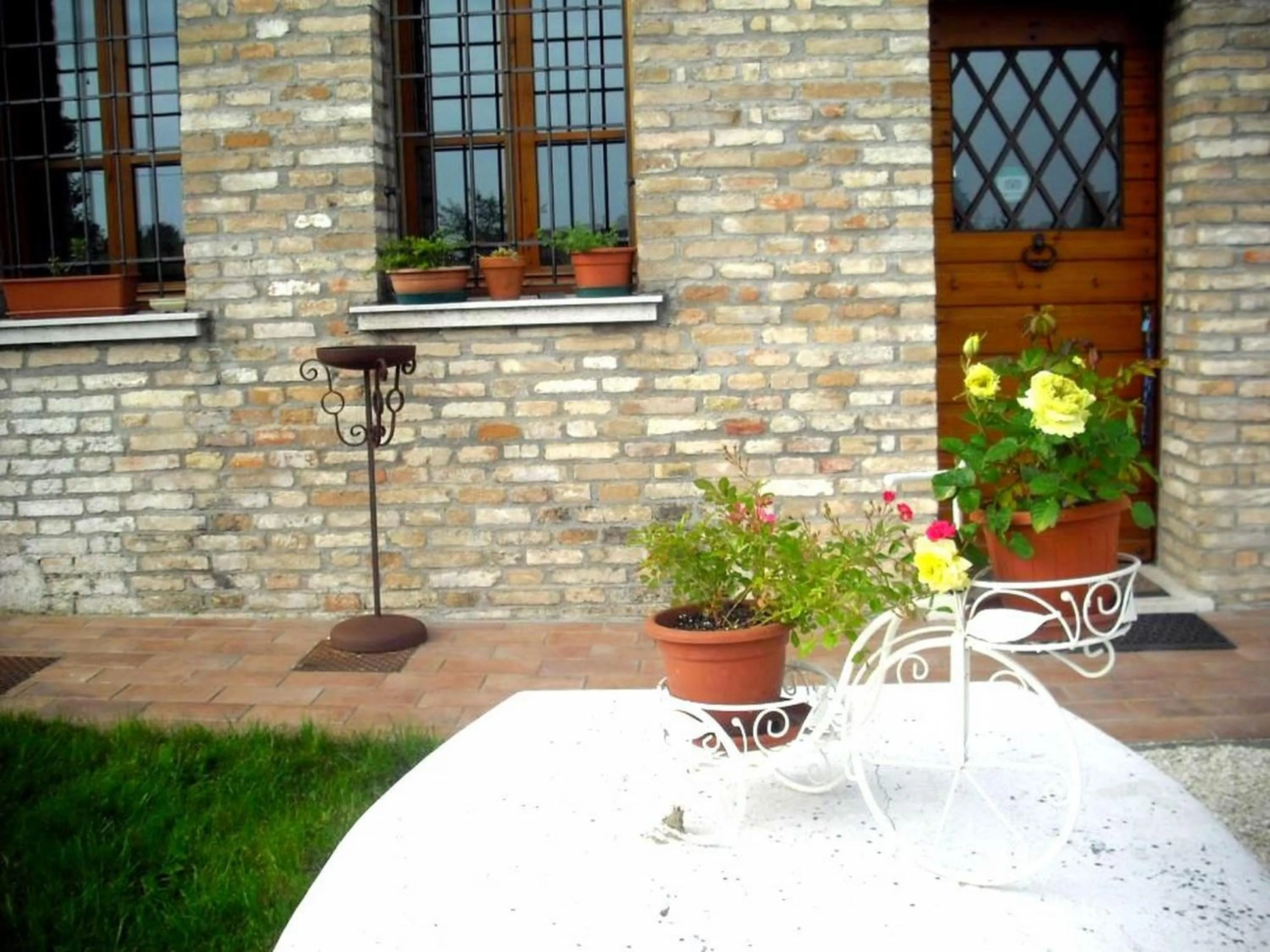 Decorative detail in La Garzaga Turismo Rurale