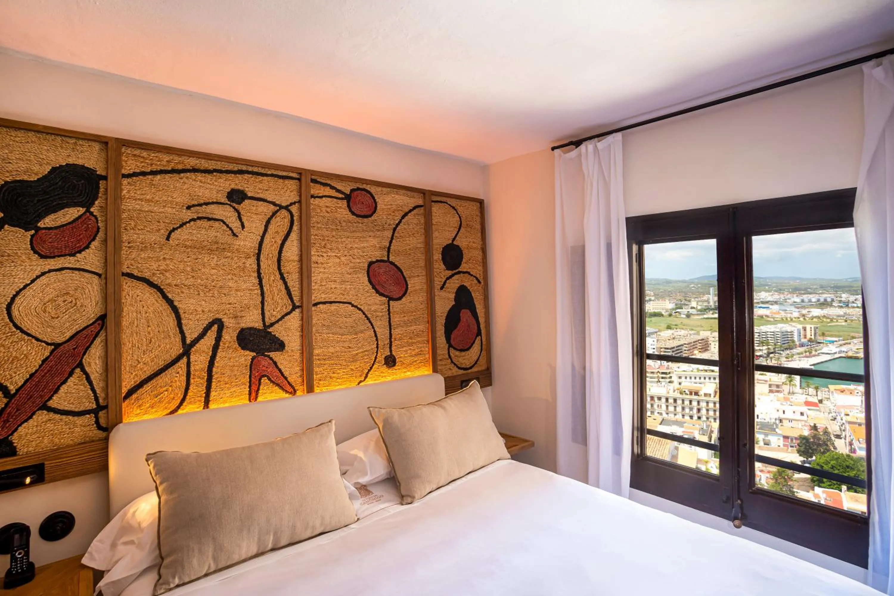 Sea view, Bed in Hotel La Torre del Canonigo - Small Luxury Hotels