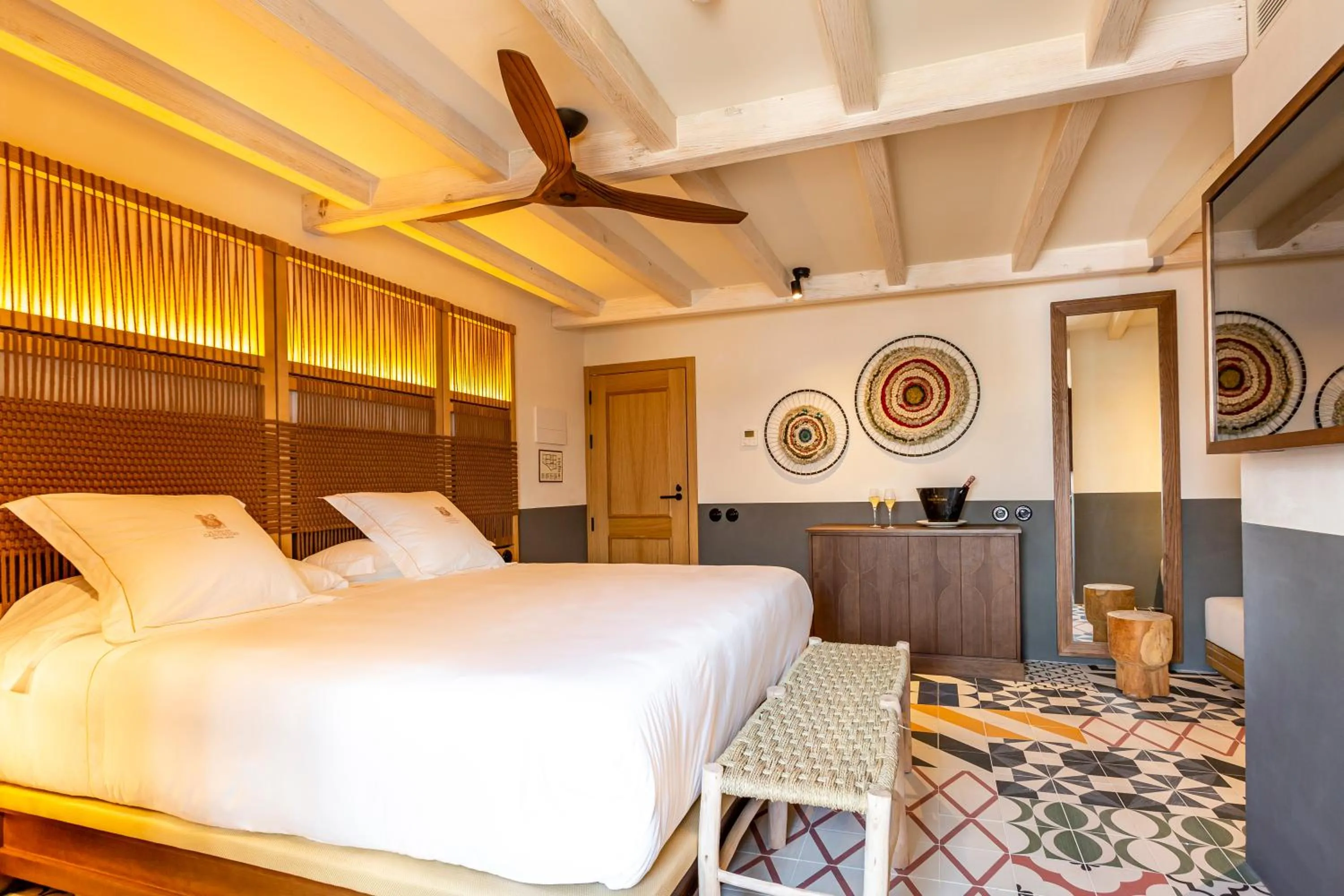 Photo of the whole room, Bed in Hotel La Torre del Canonigo - Small Luxury Hotels