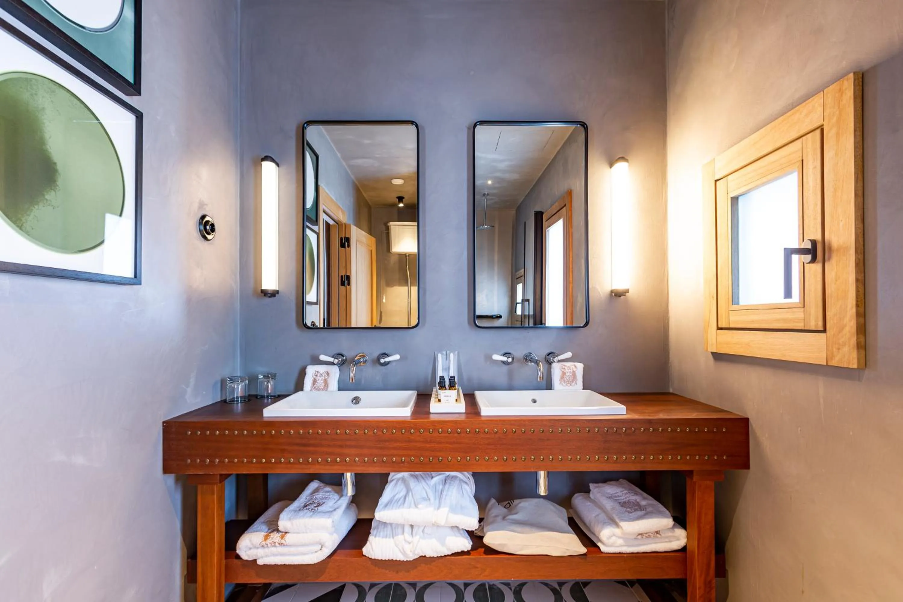 Bathroom in Hotel La Torre del Canonigo - Small Luxury Hotels