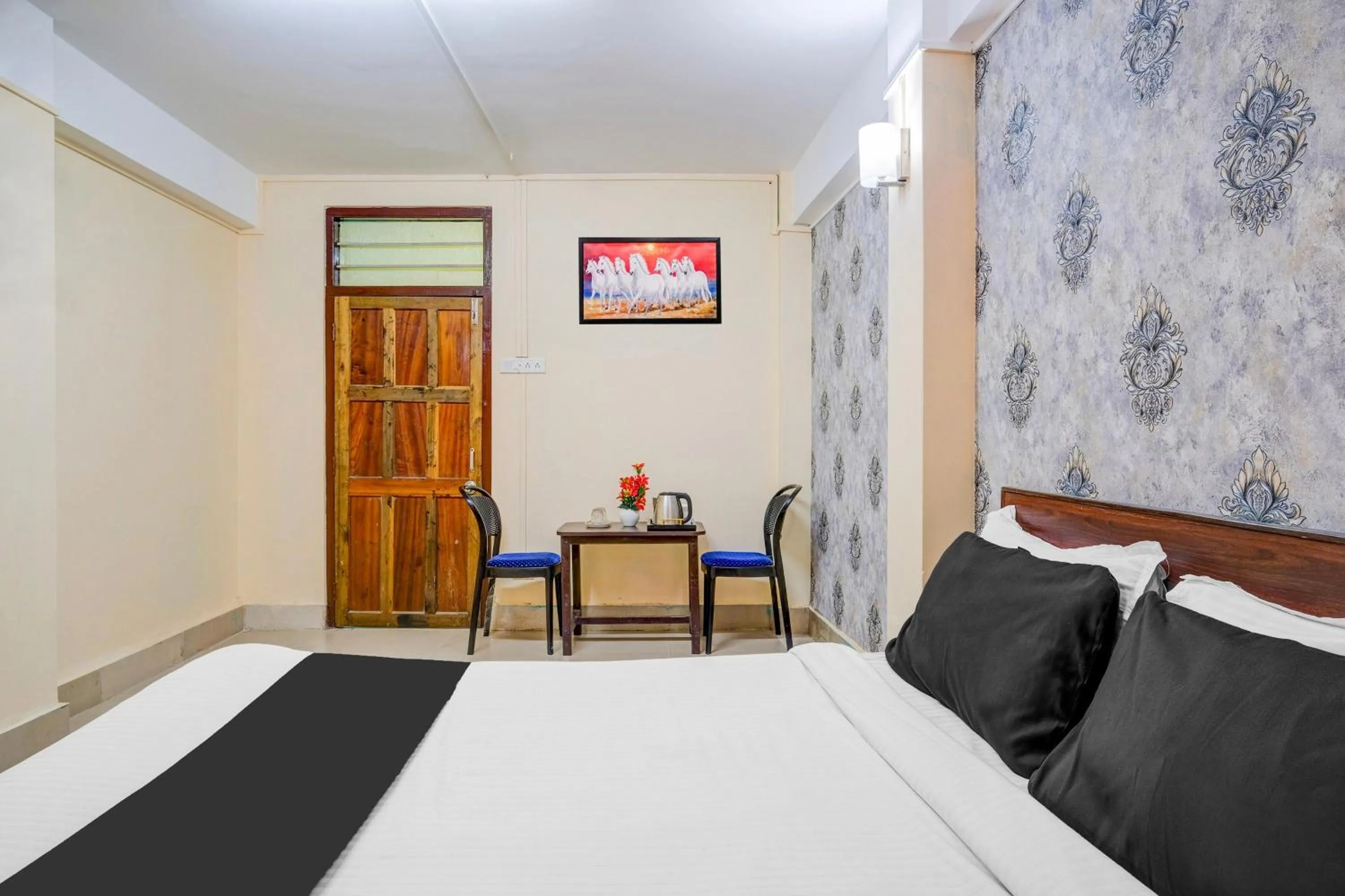 Bedroom, Bed in Hotel O Shillong Formerly Balaji Guest House