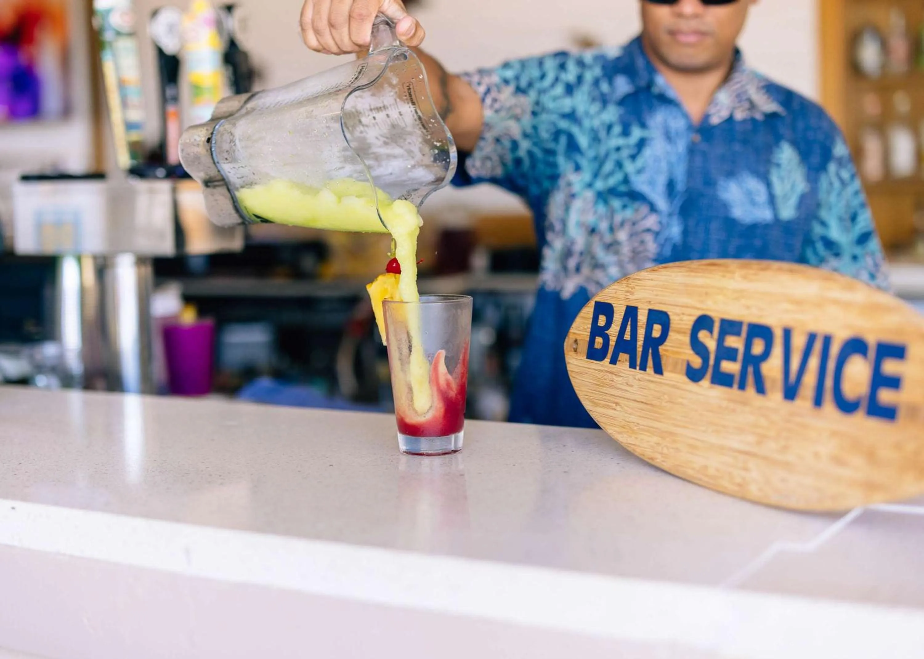 Lounge or bar in Aston Kaanapali Shores