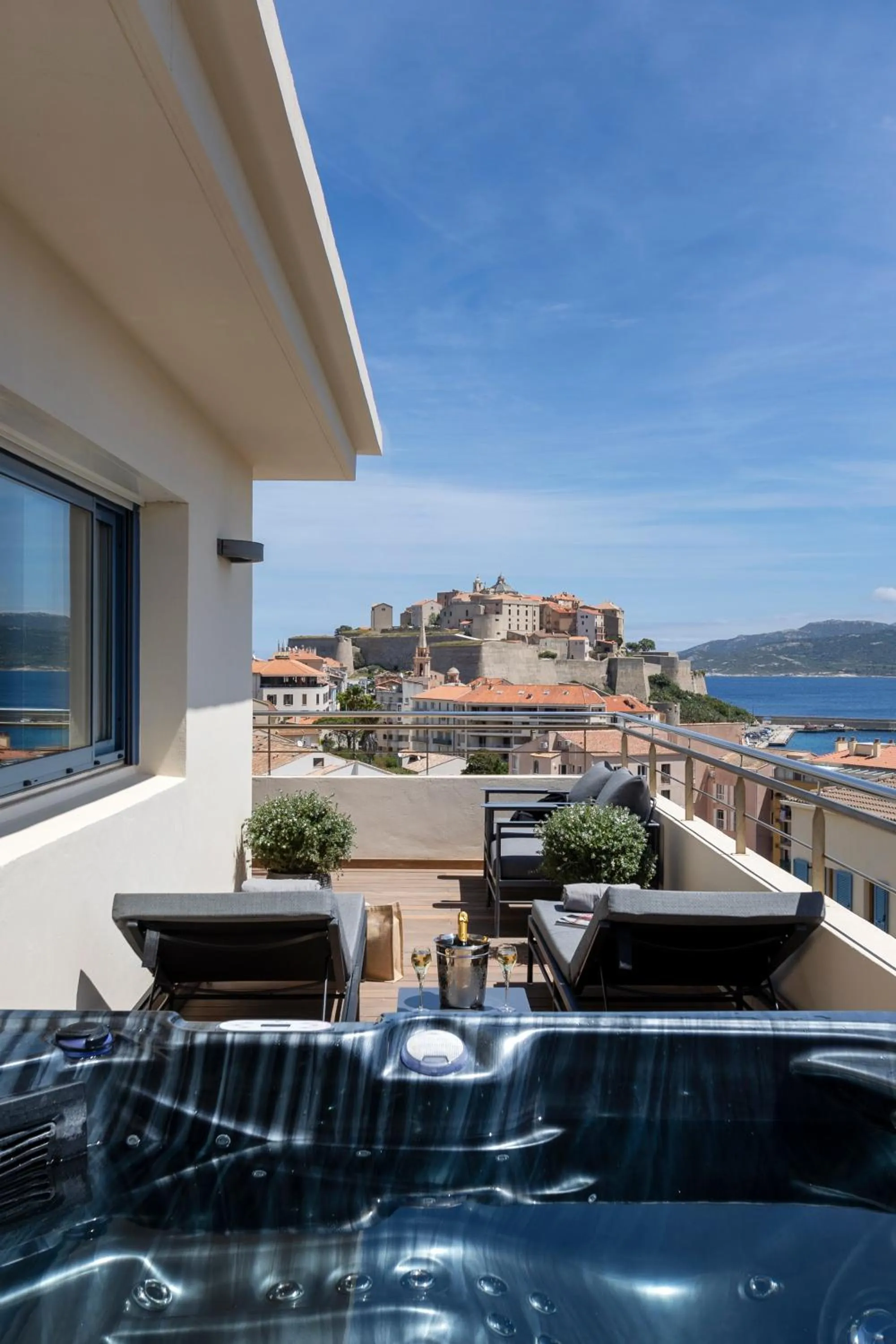 Hot Tub in Hotel L'Acquale