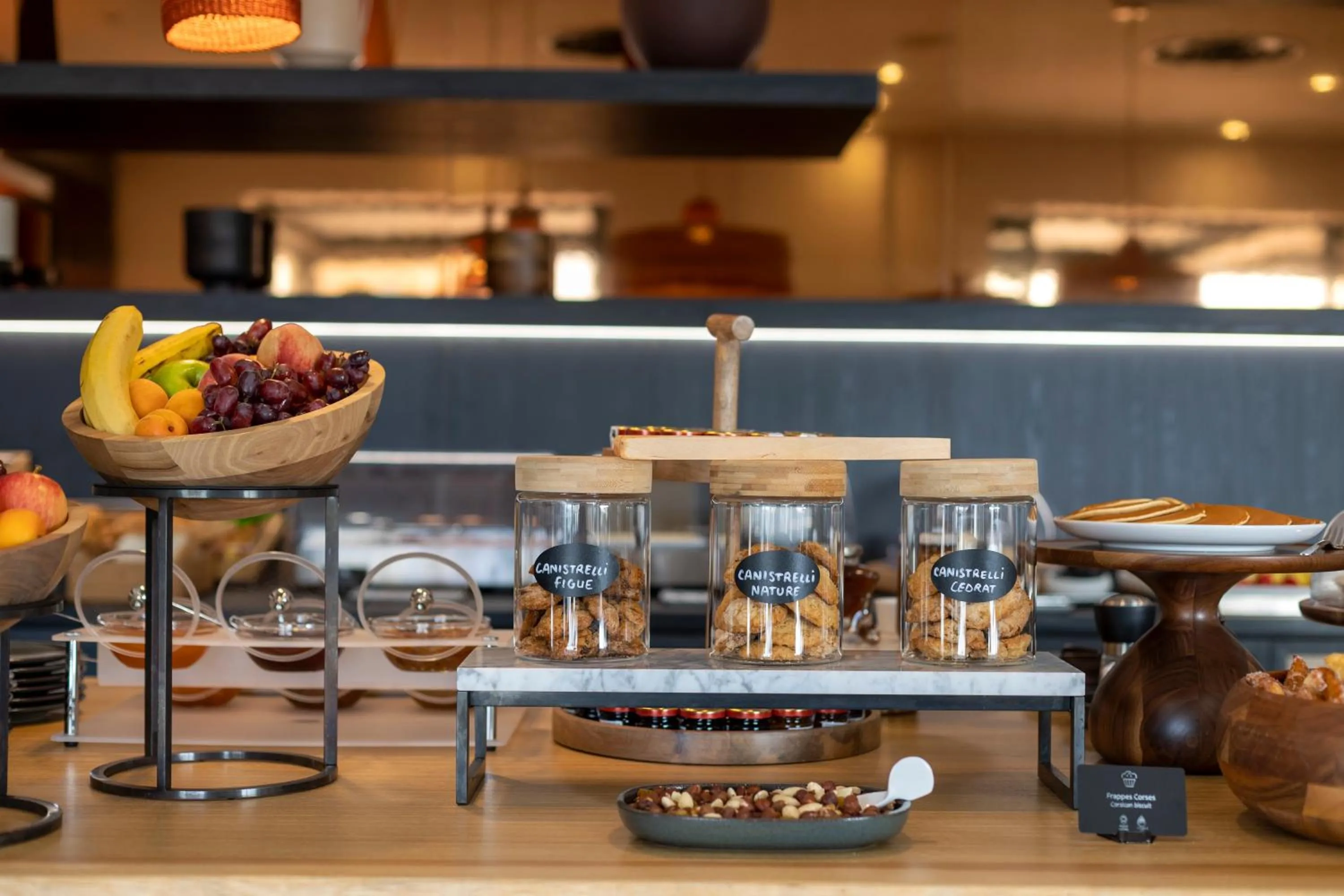 Buffet breakfast in Hotel L'Acquale