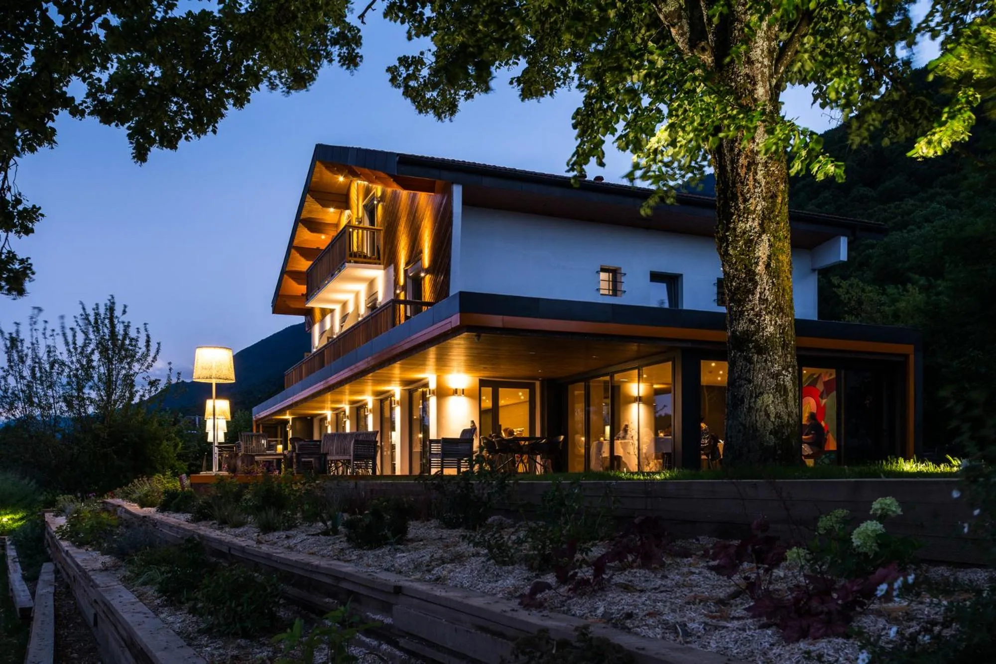 Property building in Atmospheres