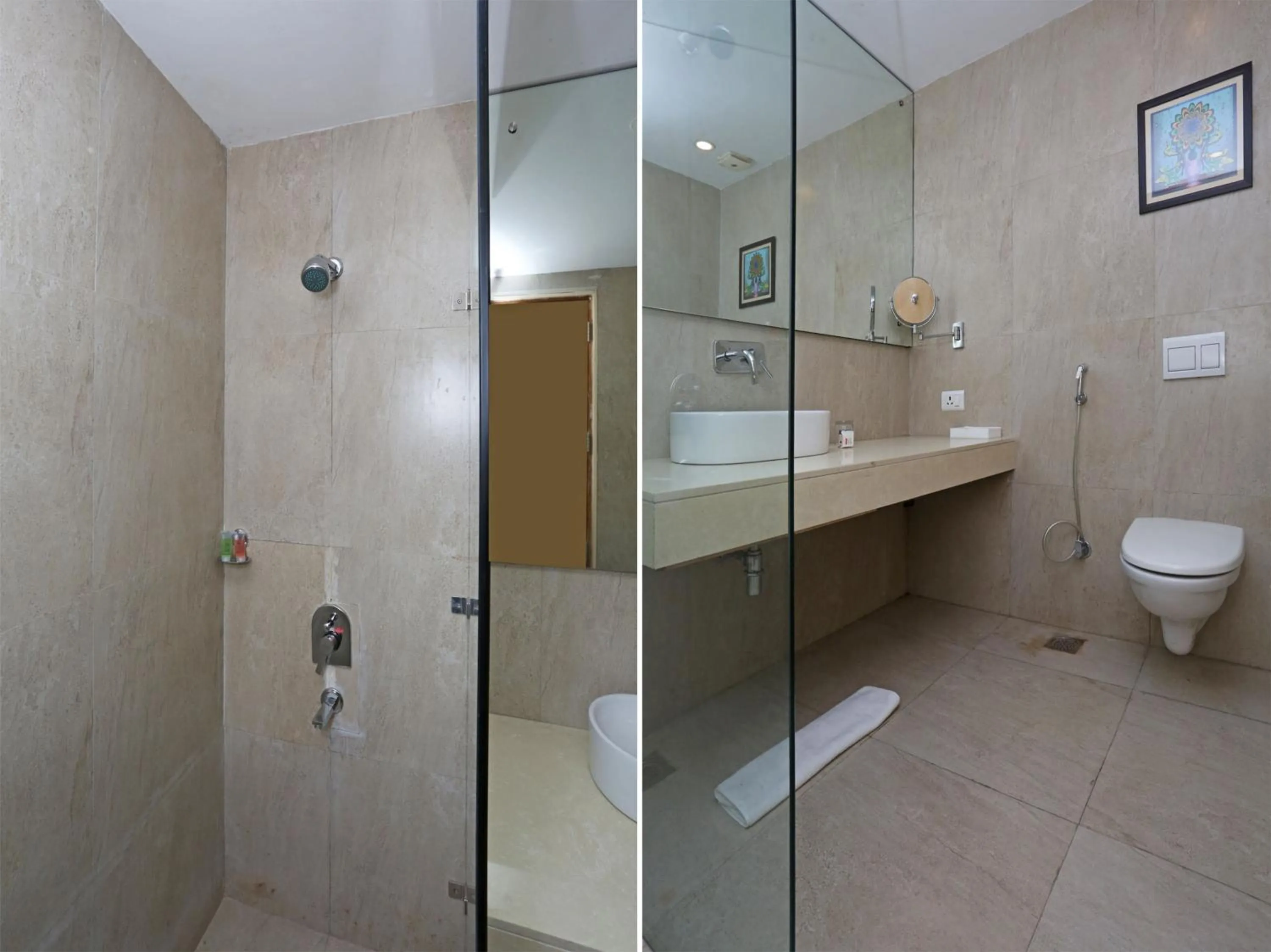 Bathroom in Four Leaf Service Suites, Haridwar