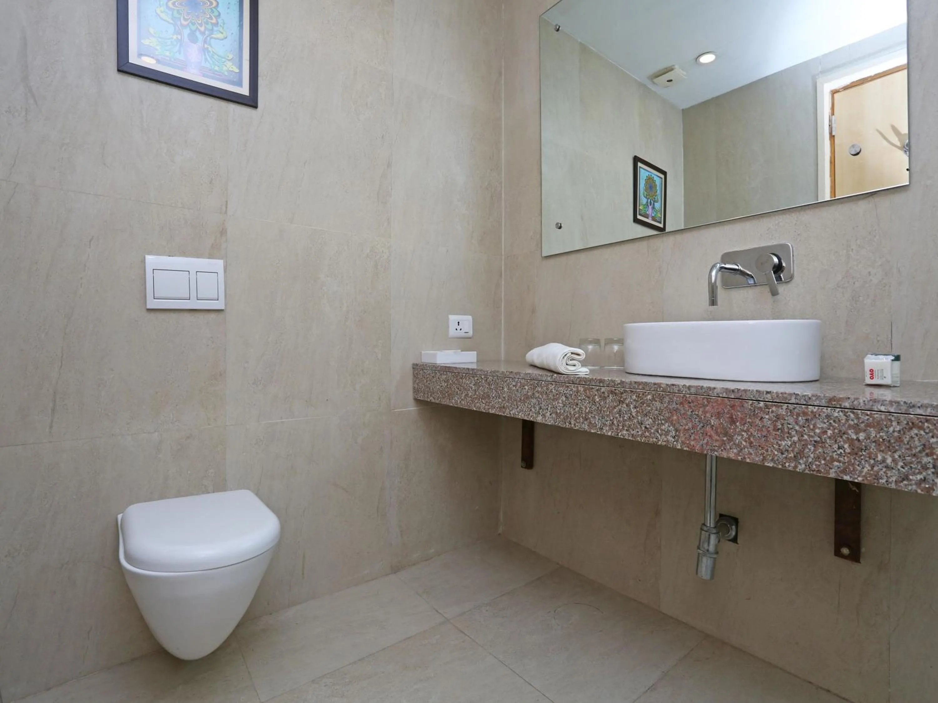 Bathroom in Four Leaf Service Suites, Haridwar