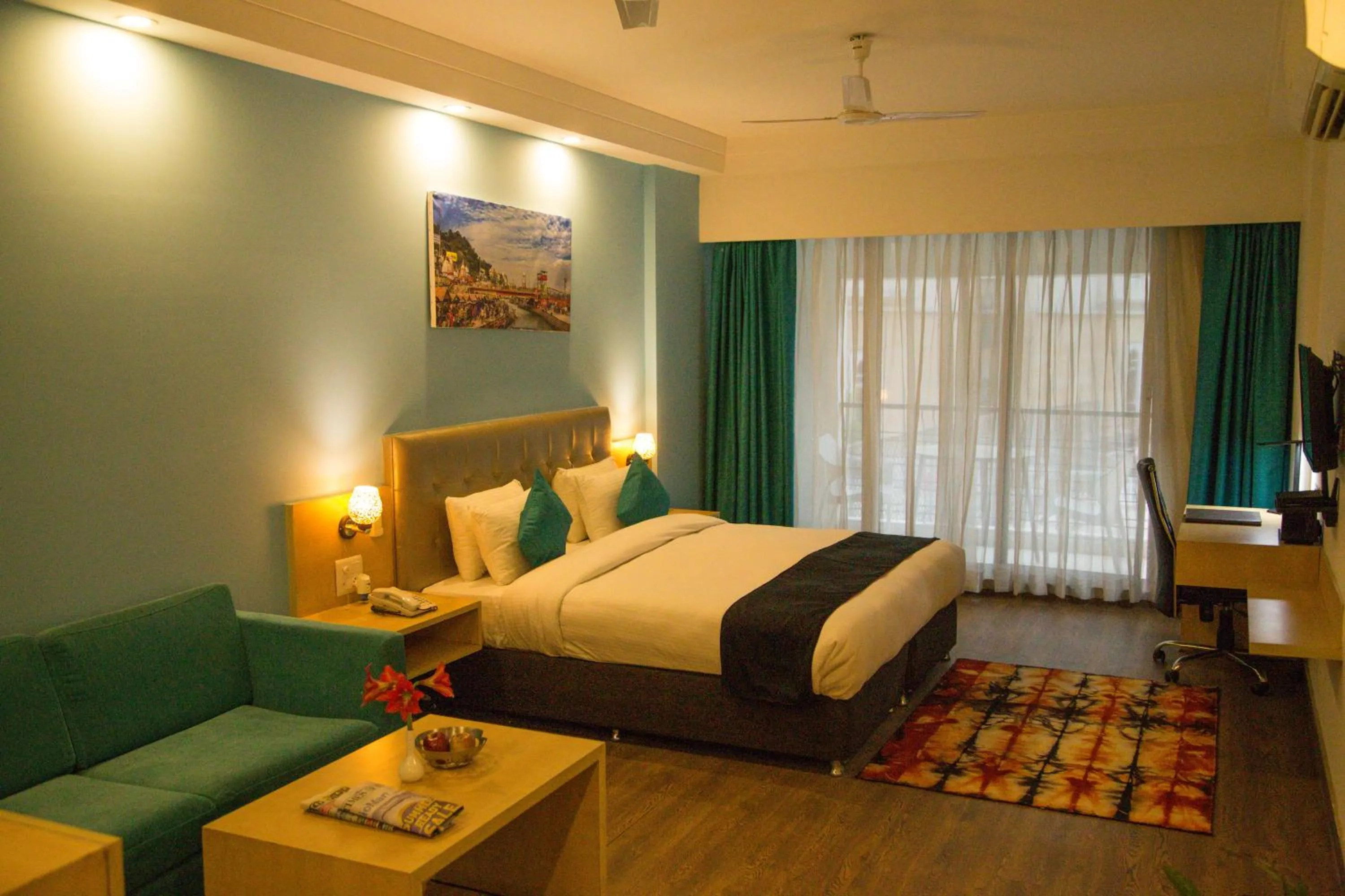 Bed in Four Leaf Service Suites, Haridwar