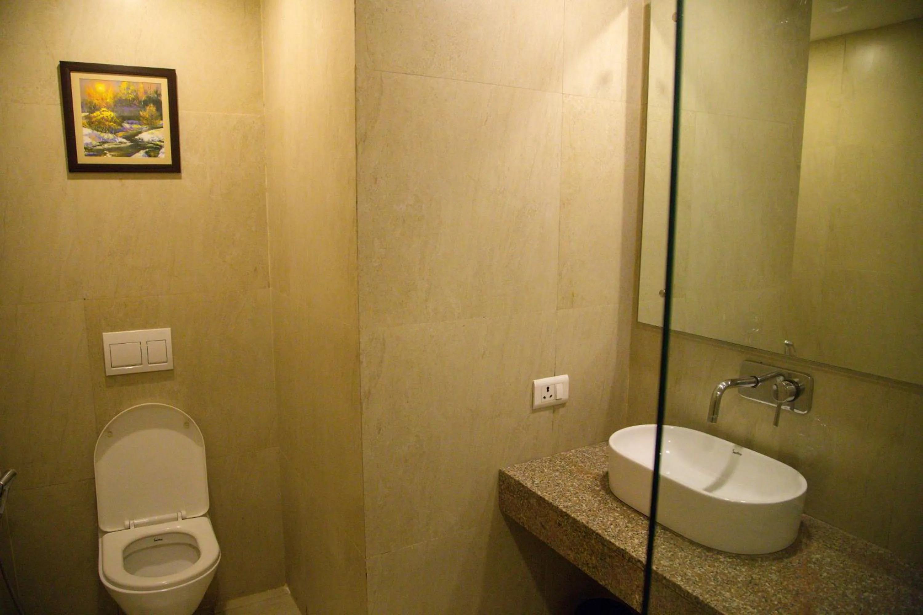 Bathroom in Four Leaf Service Suites, Haridwar