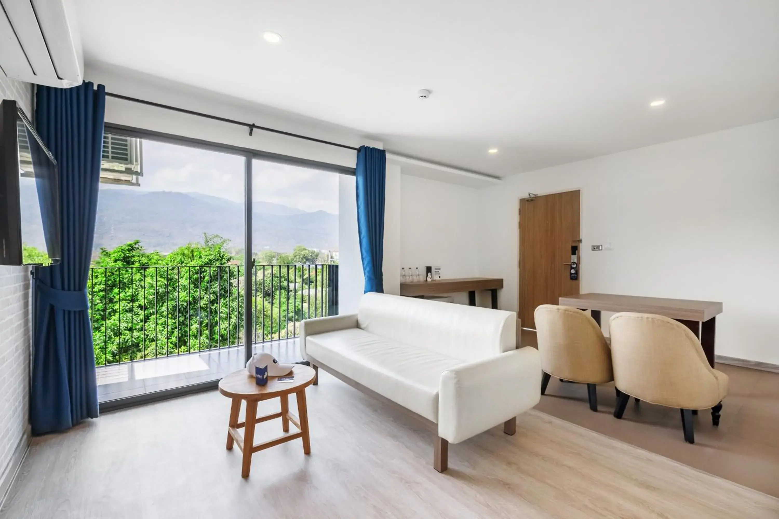 Living room, Bed in Kokotel Chiang Mai Nimman Living room, Bed in Kokotel Chiang Mai Nimman