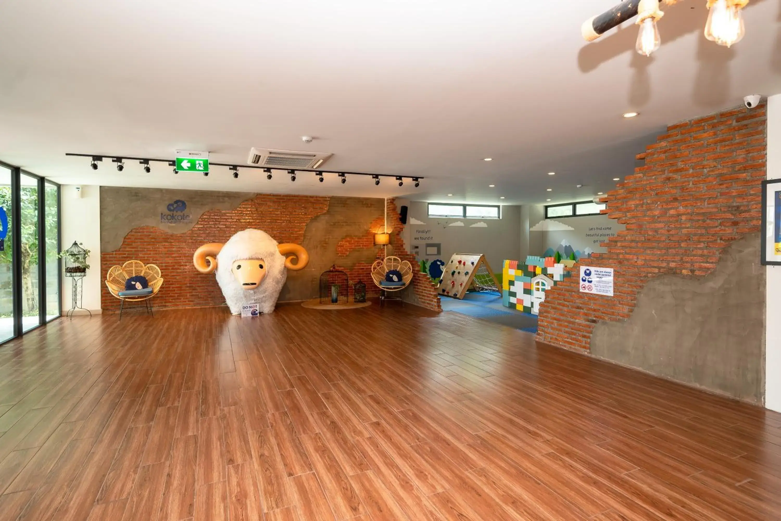 Property building in Kokotel Chiang Mai Nimman Property building in Kokotel Chiang Mai Nimman