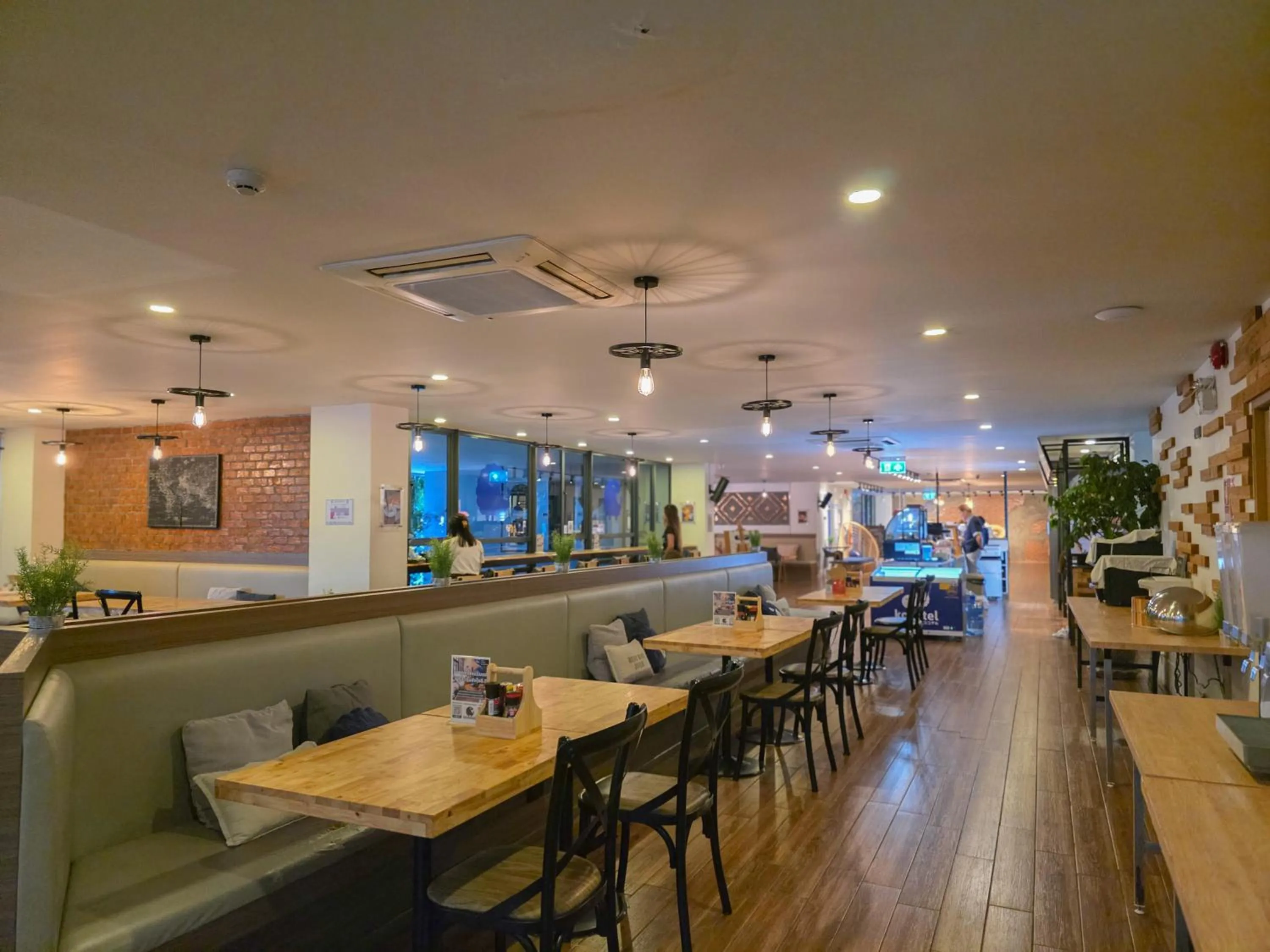 Restaurant/places to eat in Kokotel Chiang Mai Nimman