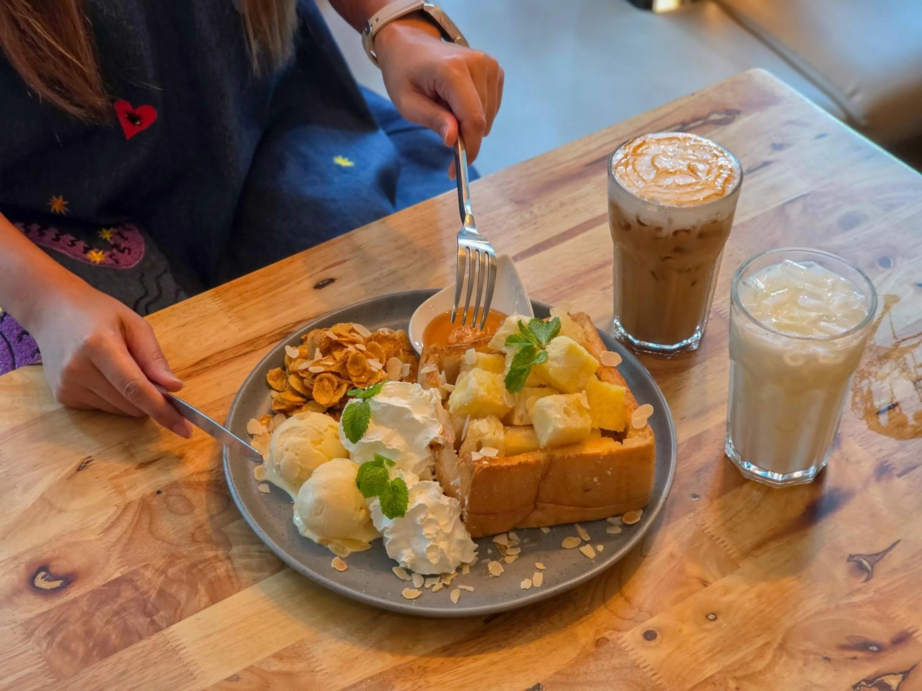 Restaurant/places to eat in Kokotel Chiang Mai Nimman