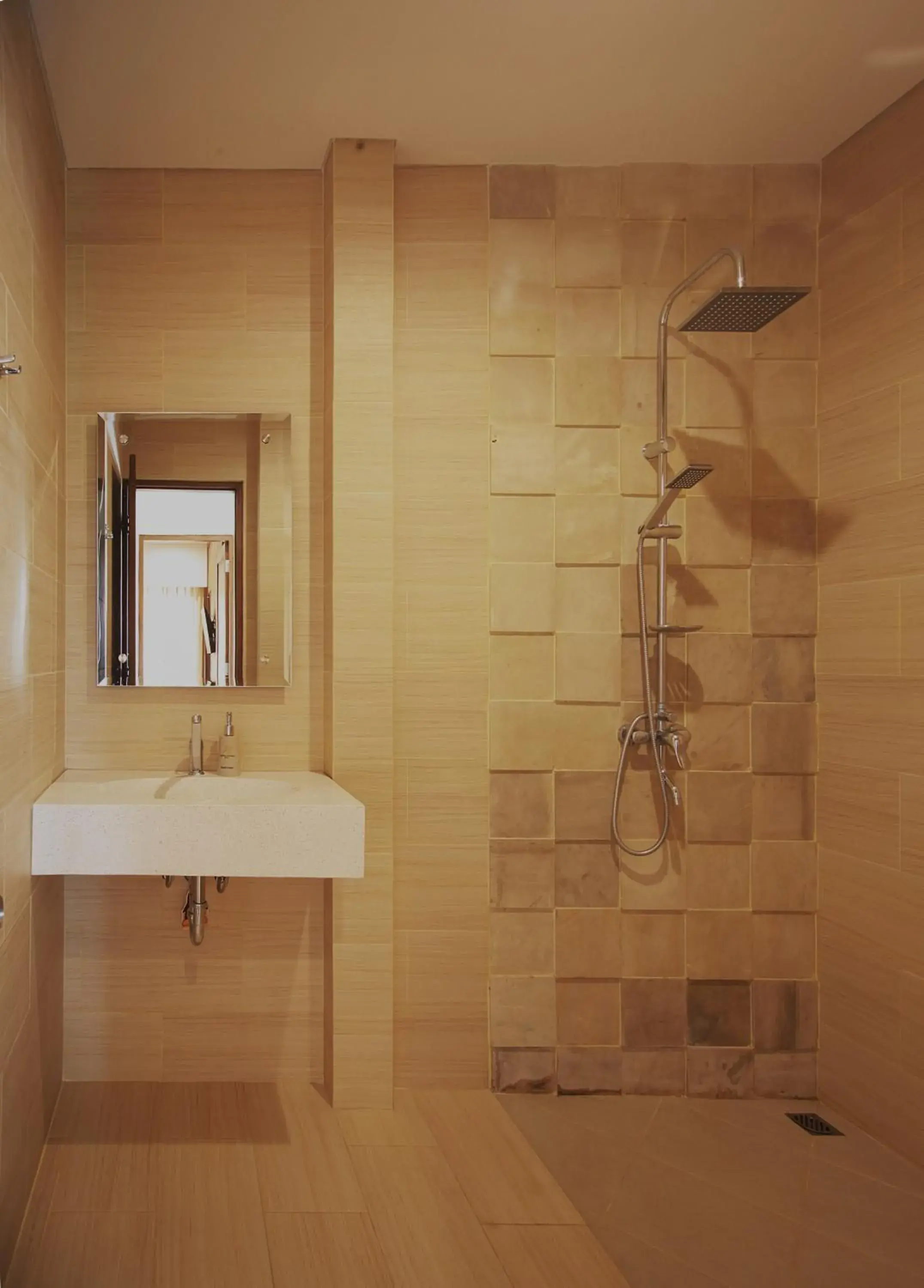 Arena Living Arena Living