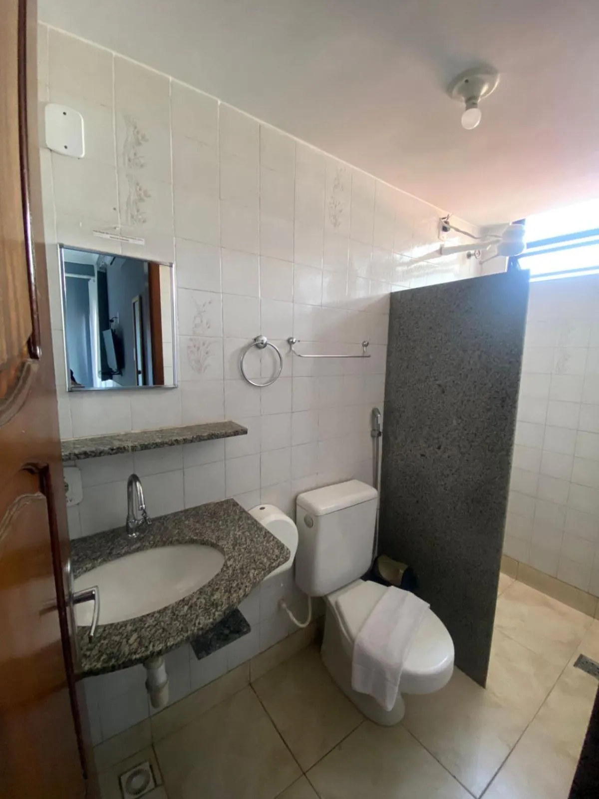 Shower in San Fernando Hotel